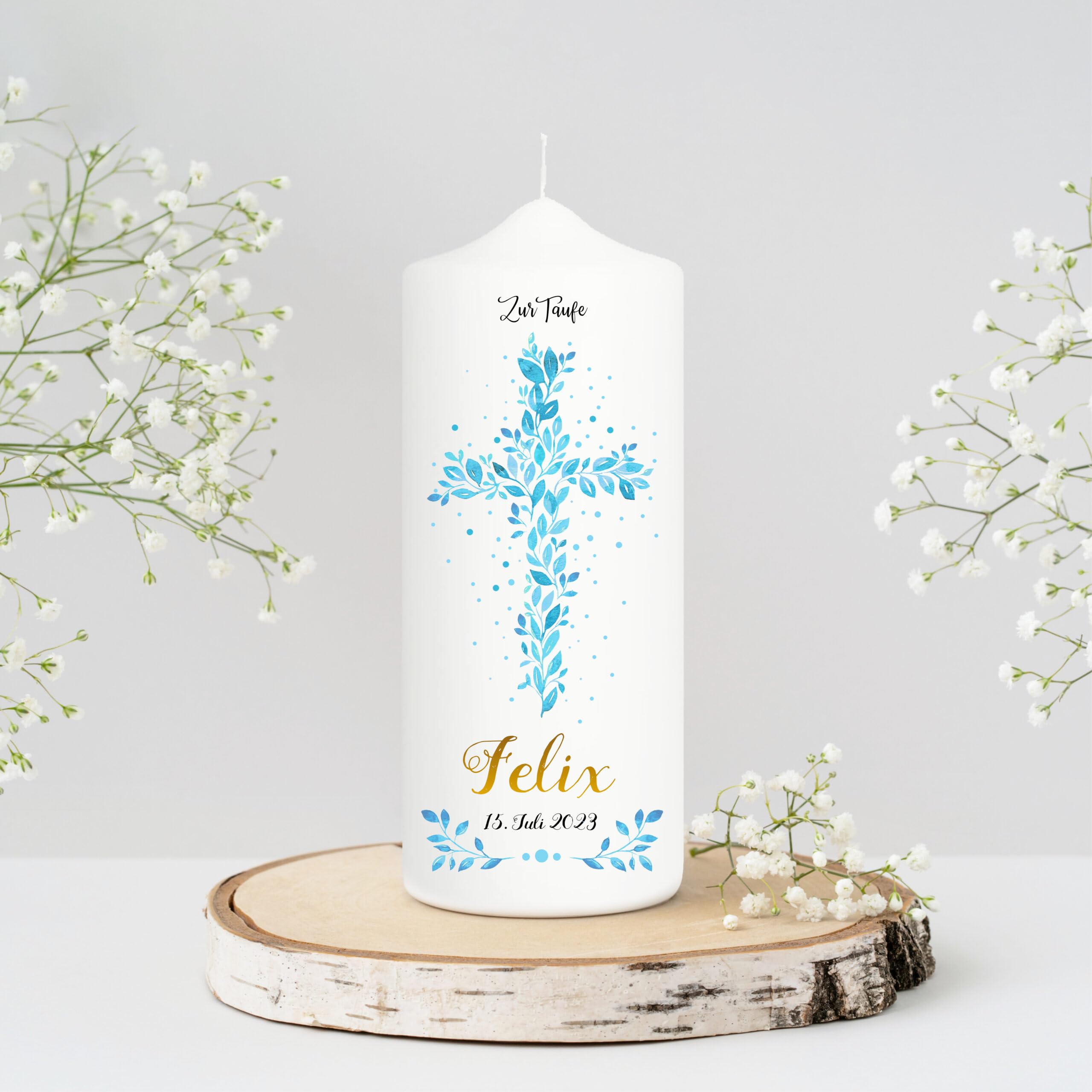 Wandtattoo Loft Taufkerze Junge Taufspruch, Motiv mit blauen Kreuz aus Blättern, 25cm x 7cm, personalisierte Kerze, bedruckte Kerze zur Taufe, Stumpenkerze, individuelles Taufgeschenk