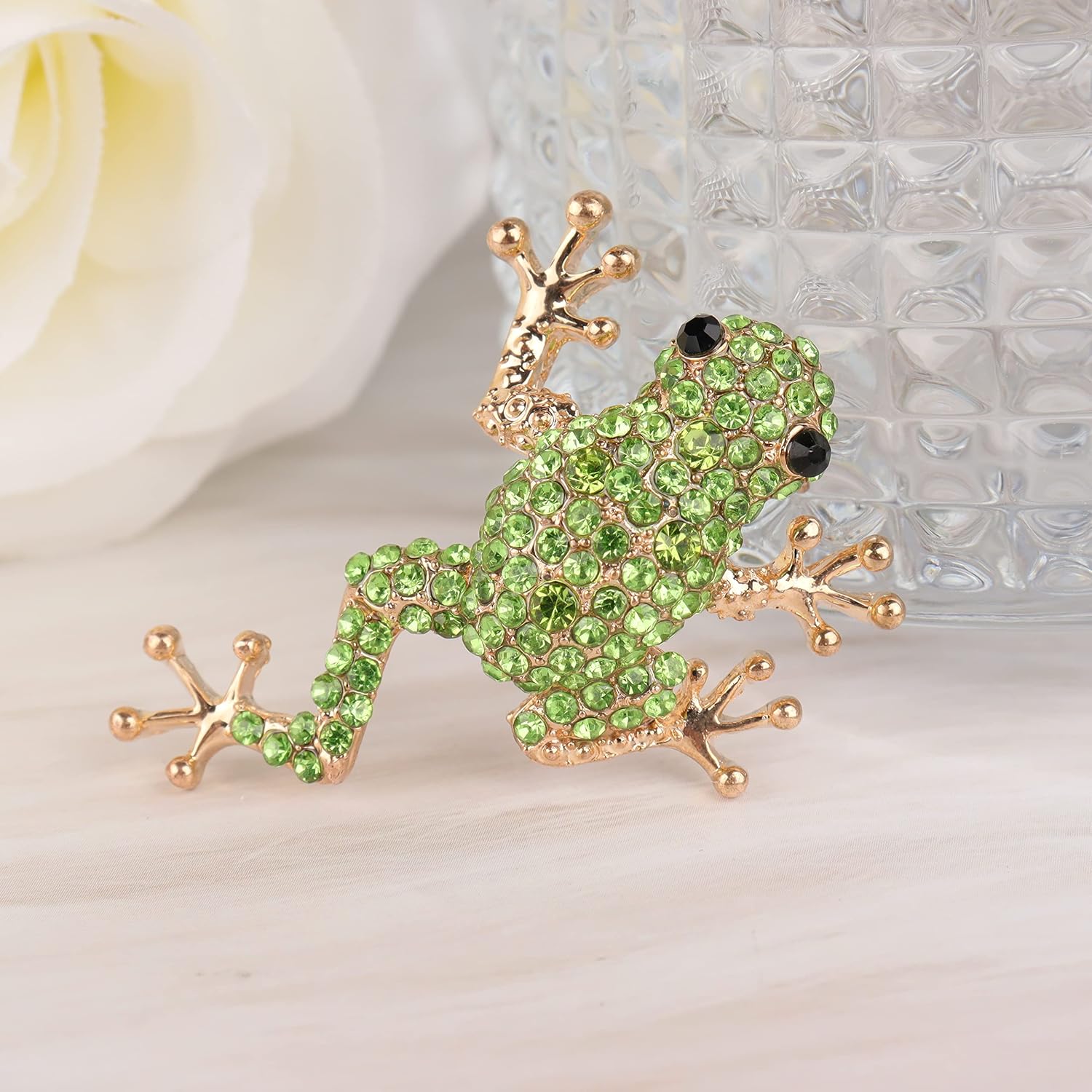 Chicken Rooster Brooch Pin Crystal Rhinestone Gold Plated Enamel Cute Hen Animal Ladies Fashion Personality Novelty Funny Lapel Pin Brooch