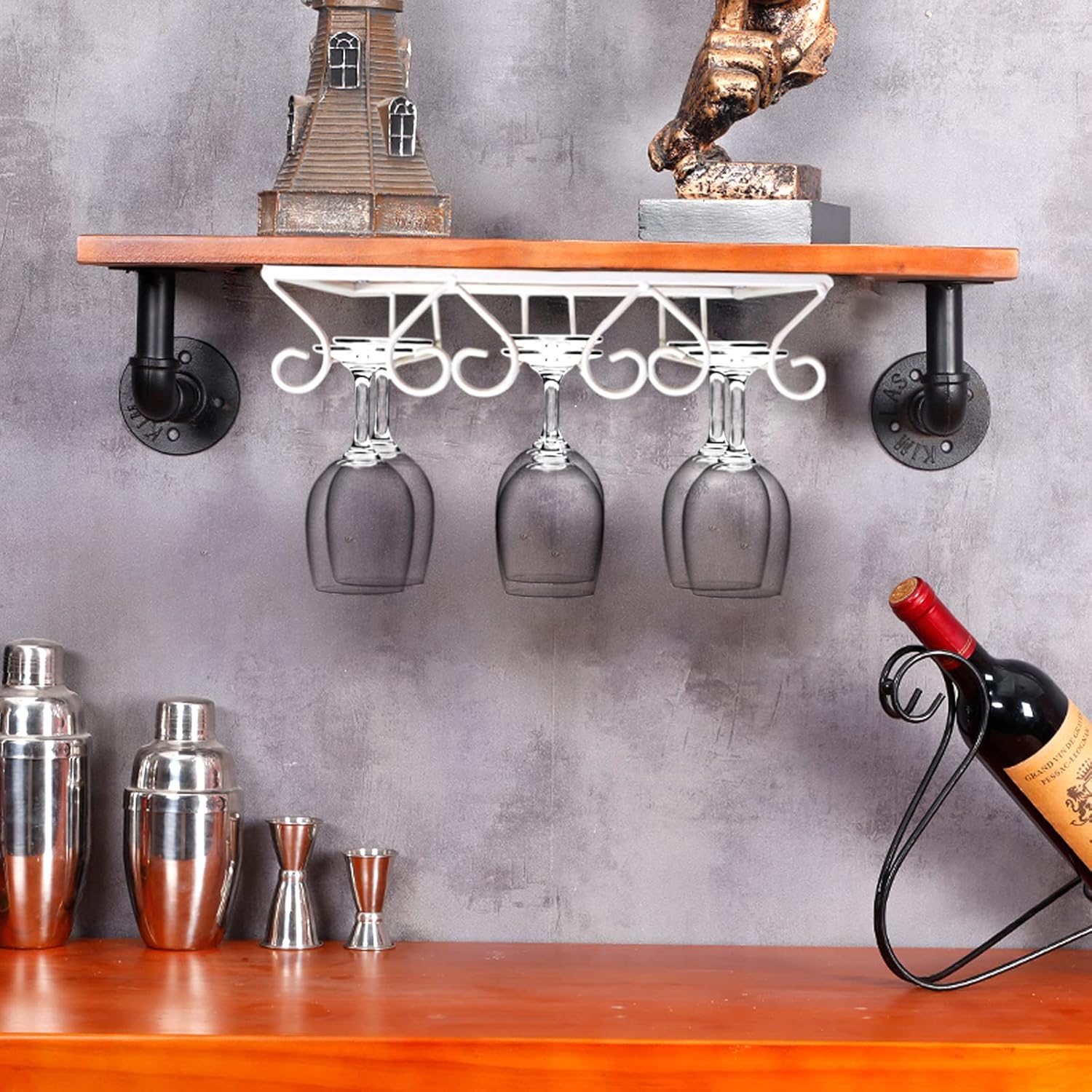 HeartShaped Iron Wine Glass Holder Bracket Black can Hang Wine Glass