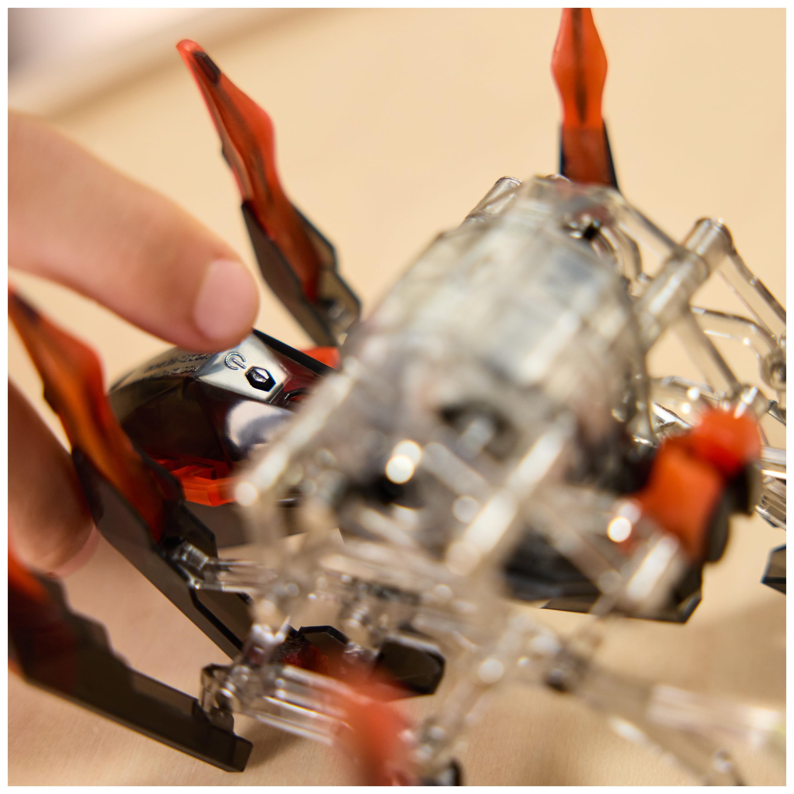 HEX BOTS Figura di animale robotico meccanico
