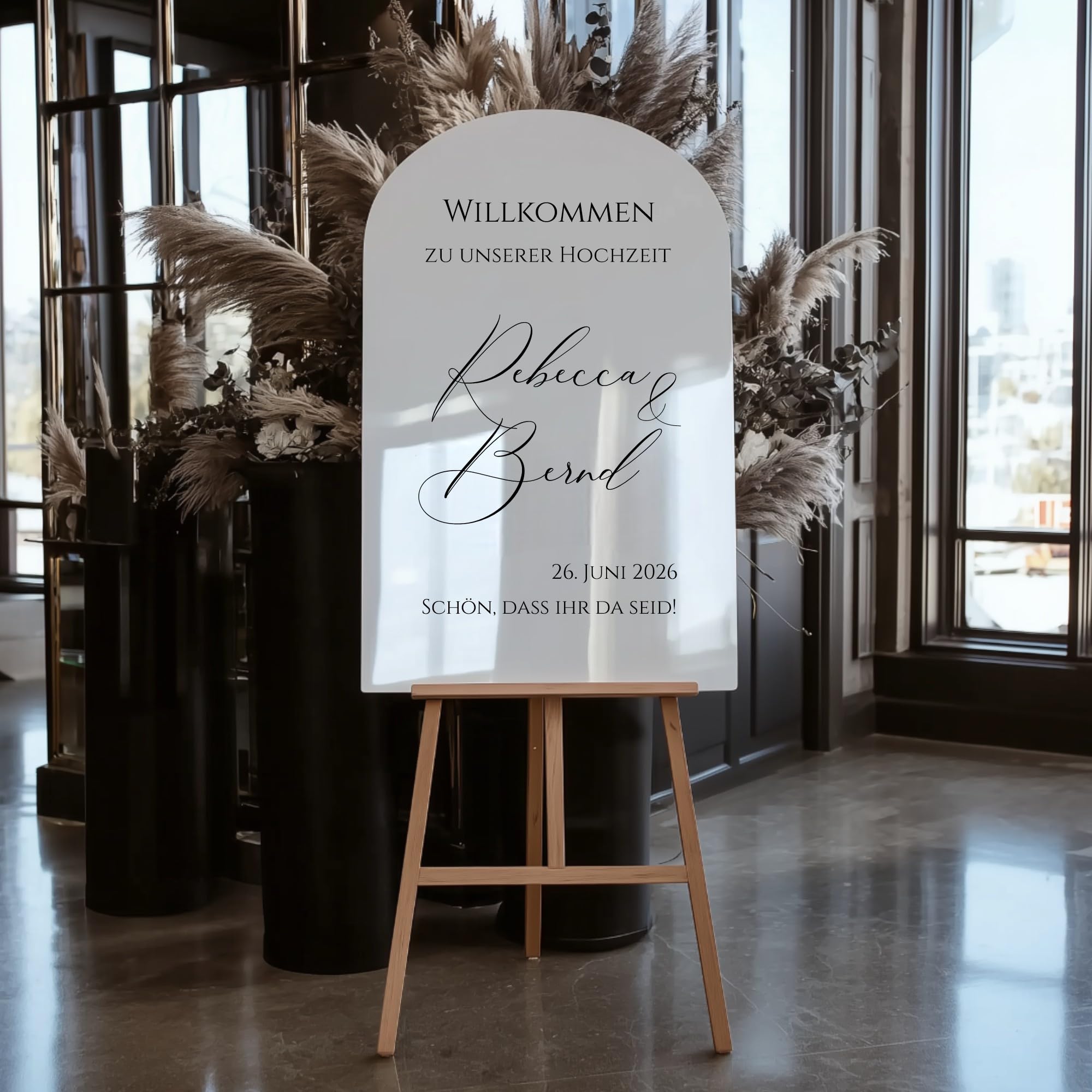 Willkommensschild Hochzeit personalisiert Acrylglas Weiß Hochglanz – elegante Deko für Empfang, Party & Events – Made in Germany