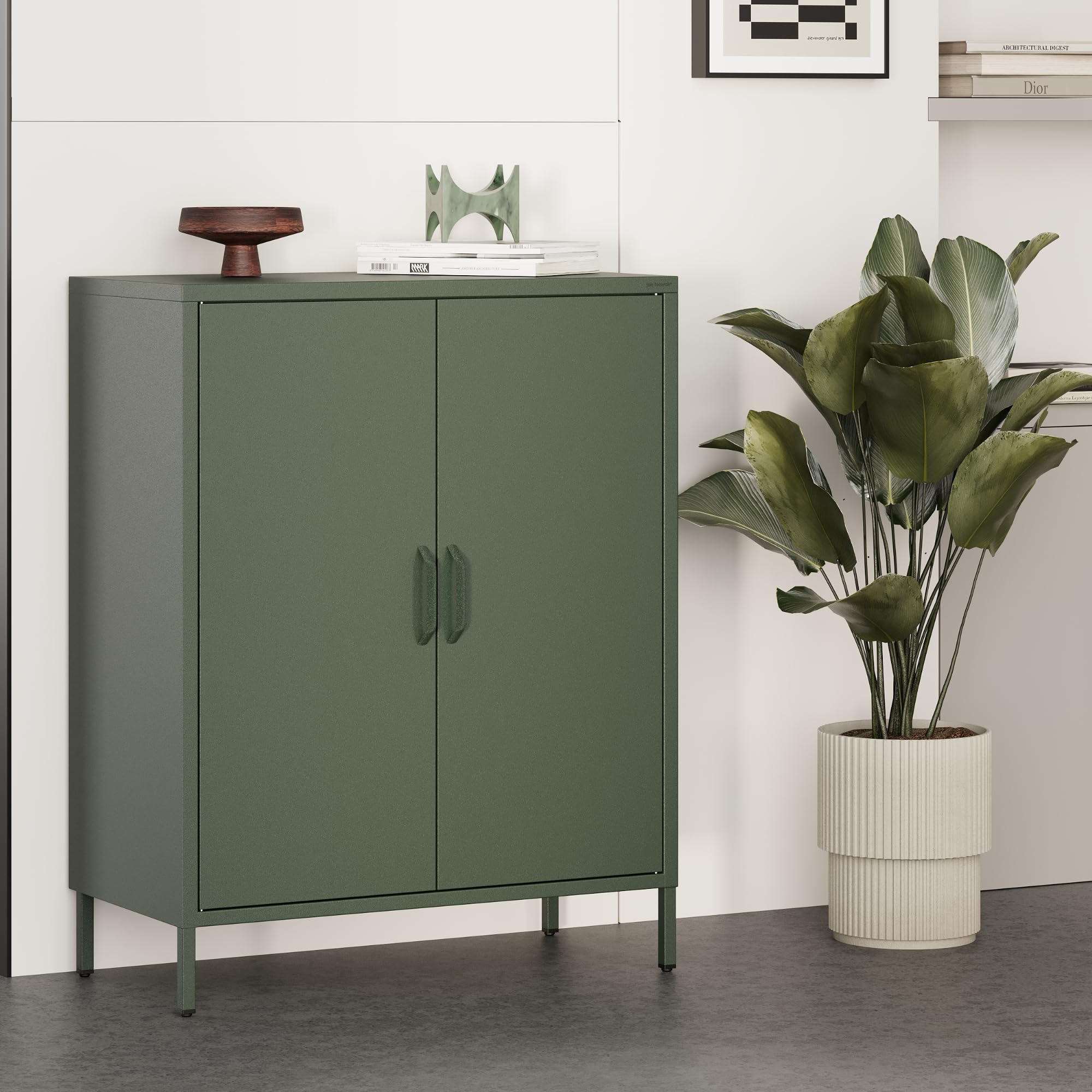 Jan Nowak Sideboard aus Metall, Kommode Glitzernd mit Doppeltür - VITO | Magnetverschluss, Verstellbare Einlegeböden | Highboard Wohnzimmer, Flur, Industriedesign | 80 x 101,5 x 40 cm | Flaschengrün