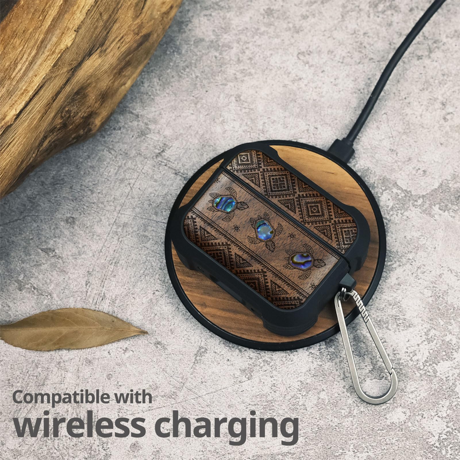 Carveit Etui kompatybilne z AirPods Pro 3 (2025), etui ochronne [grawerunek z drewna i muszla] [tytanowe szybkie zapięcie] do Airpods Pro 3 skóra 2025 (żółwie z drewna orzechowo-amisznego)