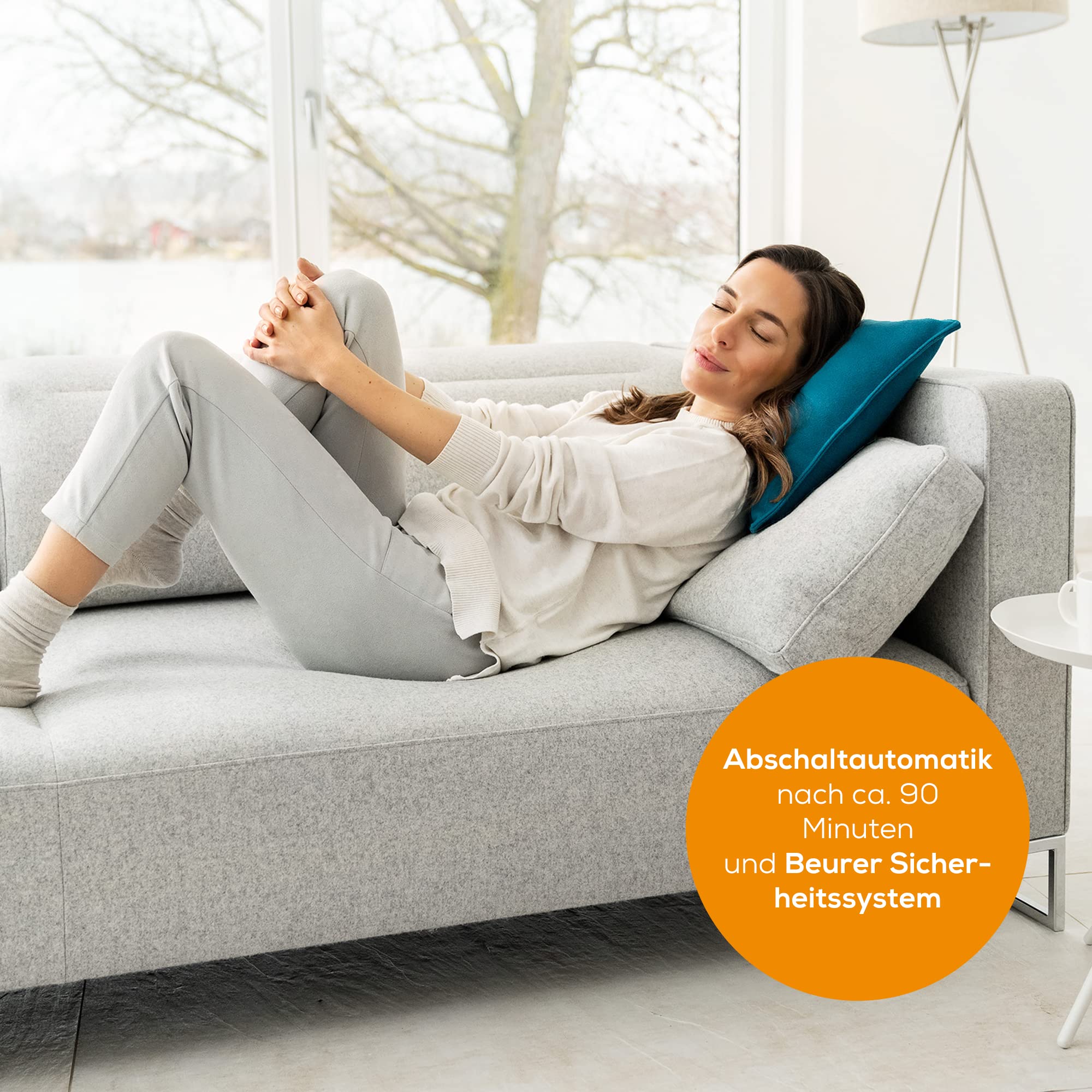 Beurer HK 48 Cosy Sofa-Heizkissen mit Schnellheizung, 3 beleuchtete Temperaturstufen und Abschaltautomatik, extra weiches Wendekissen, mit zusätzlichem Filz-Bezug, petrol