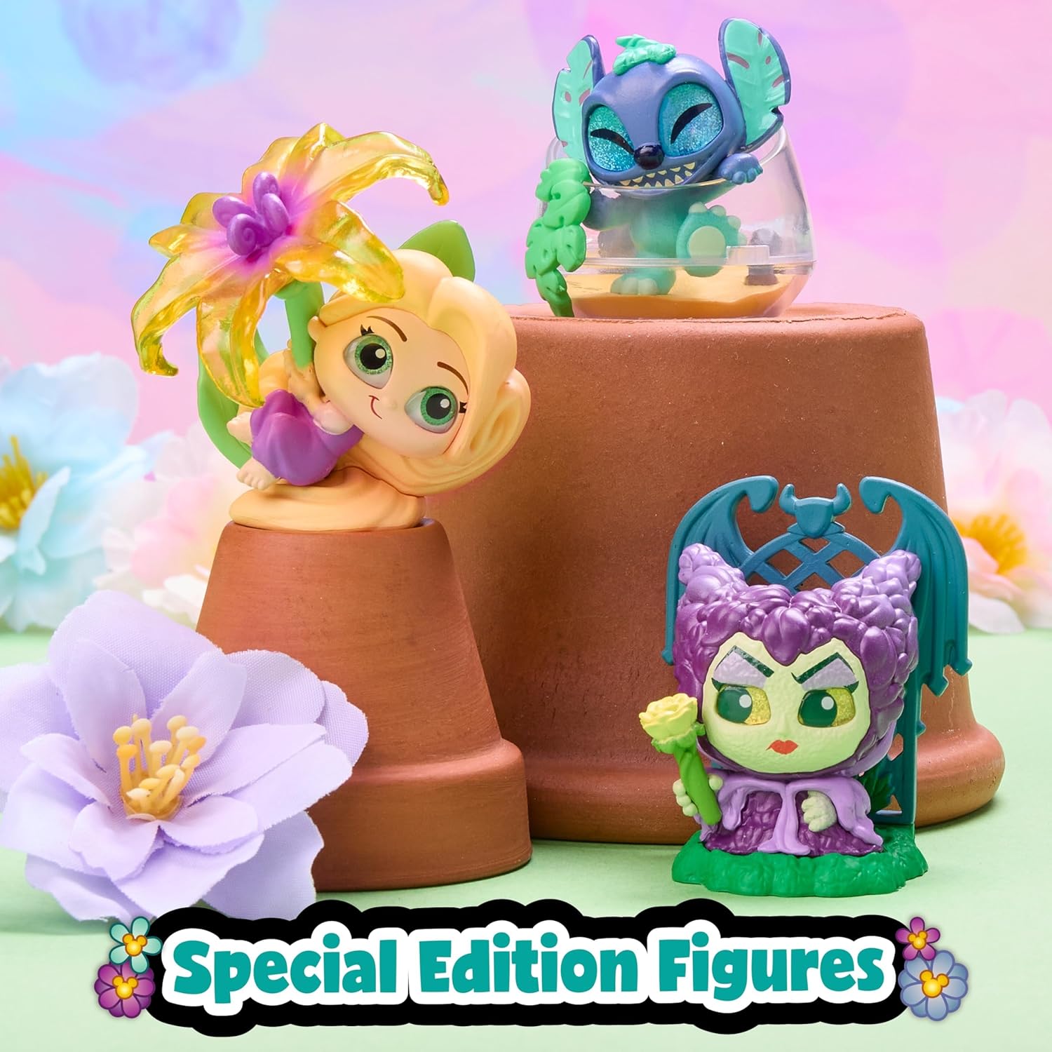 Disney Doorables in Full Bloom Multi Peek Series 15 - Mystery Floral Themed Mini Figures, Assemble and Display, Collectible Disney Surprise Toy, for Collectors, Fans, Tweens & Kids 5 up
