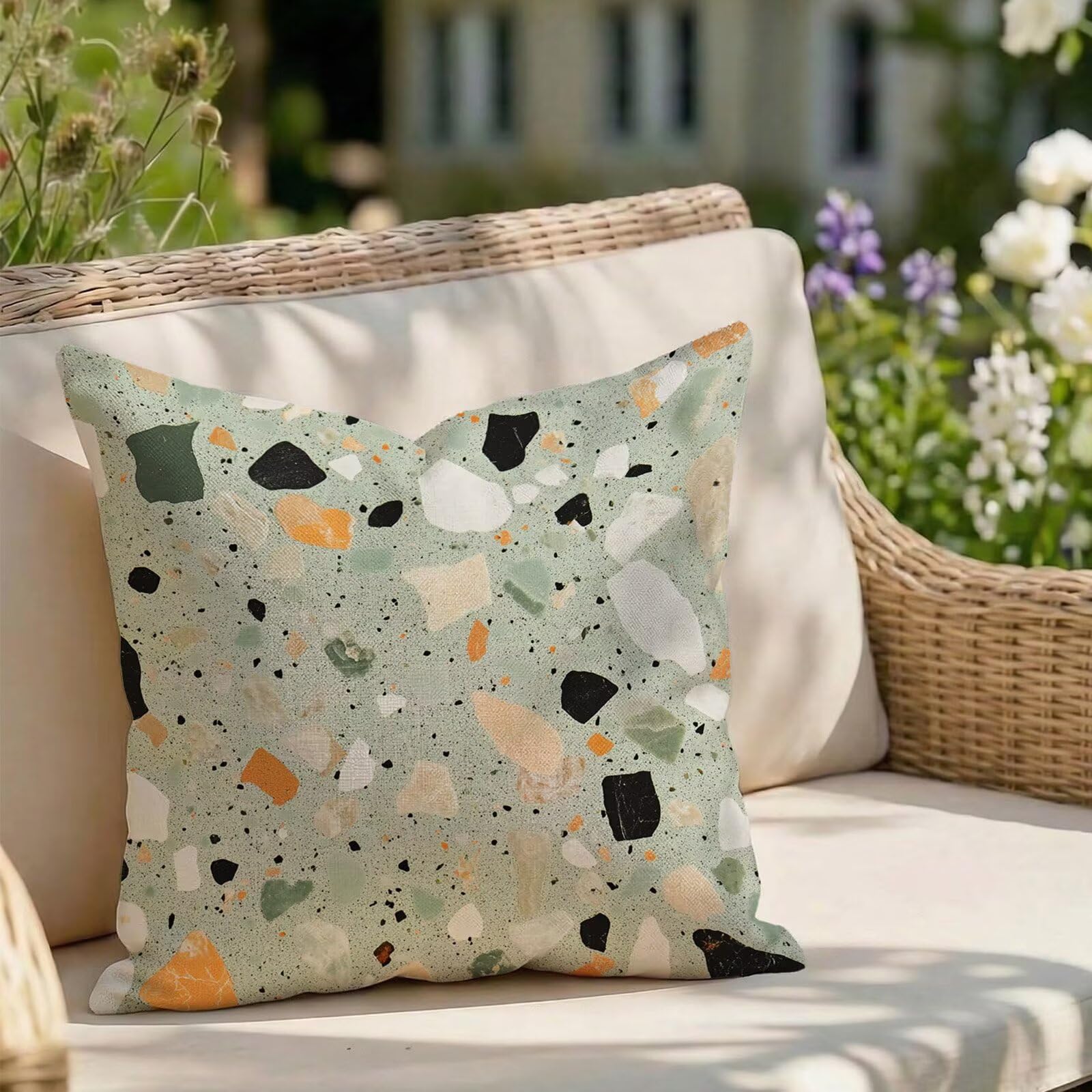 Coussin exterieur impermeable pour sublimer votre salon de jardin au printemps