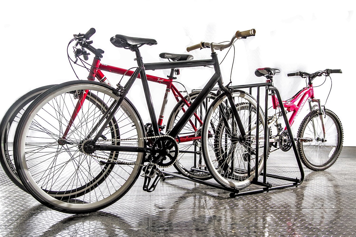 THULE サイクルケ−ス　ワ−クスタンド　輪行バック　自転車ケ−ス Amazon.co.jp: SportRack 自転車スタンド : 車＆バイク