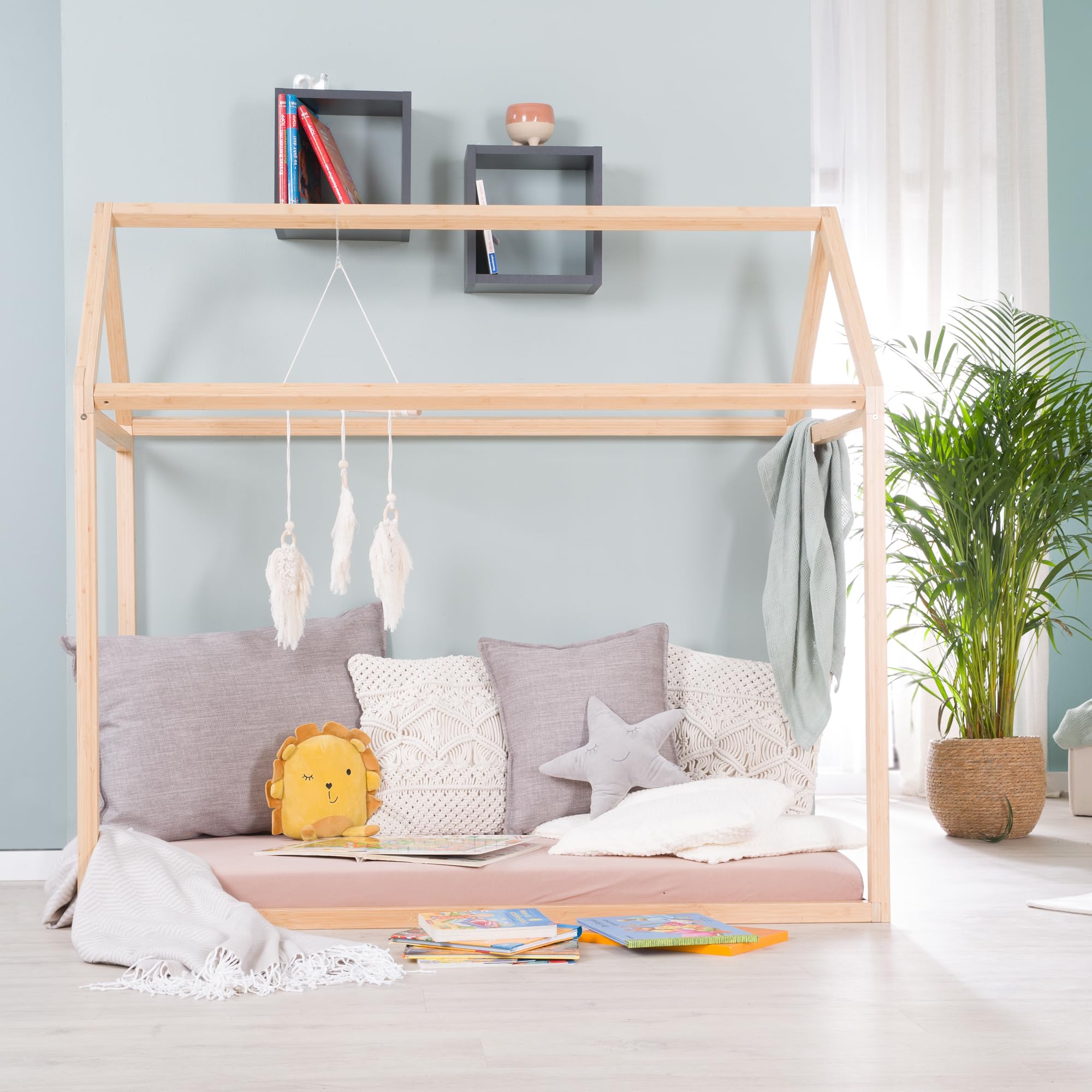roba Hausbett Montessori 70 x 140 cm - Kinderbett aus FSC zertifiziertem Massivholz - Bambus natur