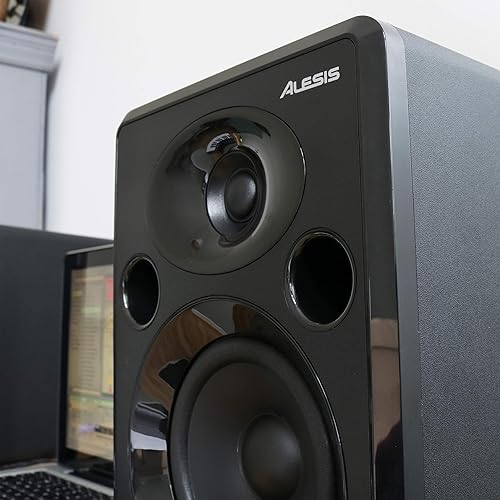 Miniatura 6 de Alesis Elevate 5 MKII  Altavoces de estudio de escritorio alimentados para estudios en casaedición de videojuegos y dispositivos móviles