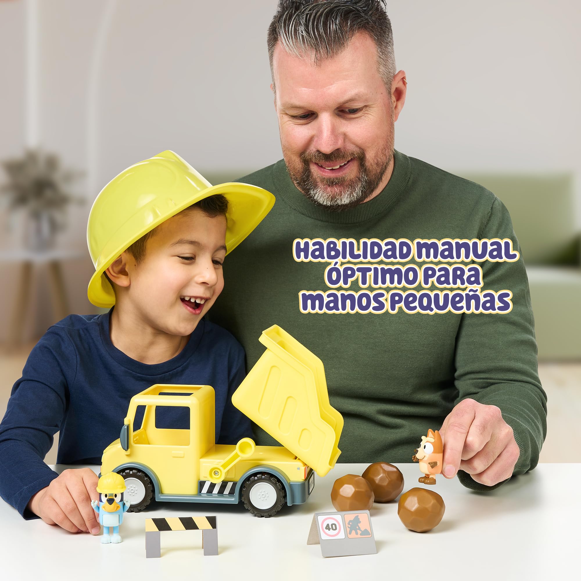 Bluey Dump Truck, śmieciarka, w zestawie figurka przyjaciela, w zestawie naklejki, 2 alerty i 3 plastikowe skały na przygodę, słynną przygodę (BLY96000)