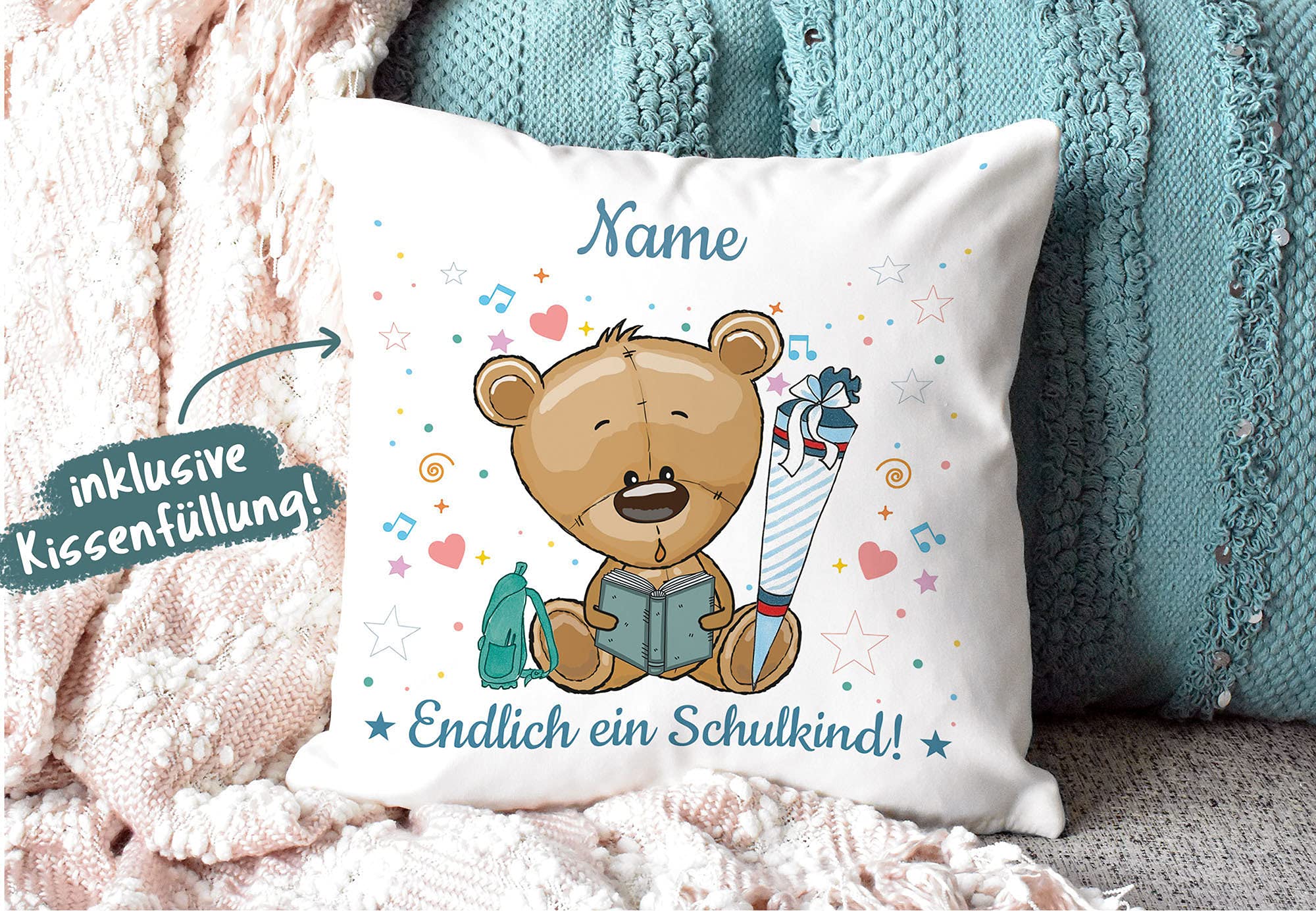 Geschenk-Set aus Trinkflasche und Kissen - Endlich ein Schulkind - Zur Einschulung für Jungs - mit Wunschname personalisieren - Einschulungsgeschenk - Kissen weiß, Flauschig - Flasche weiß, 600 ml