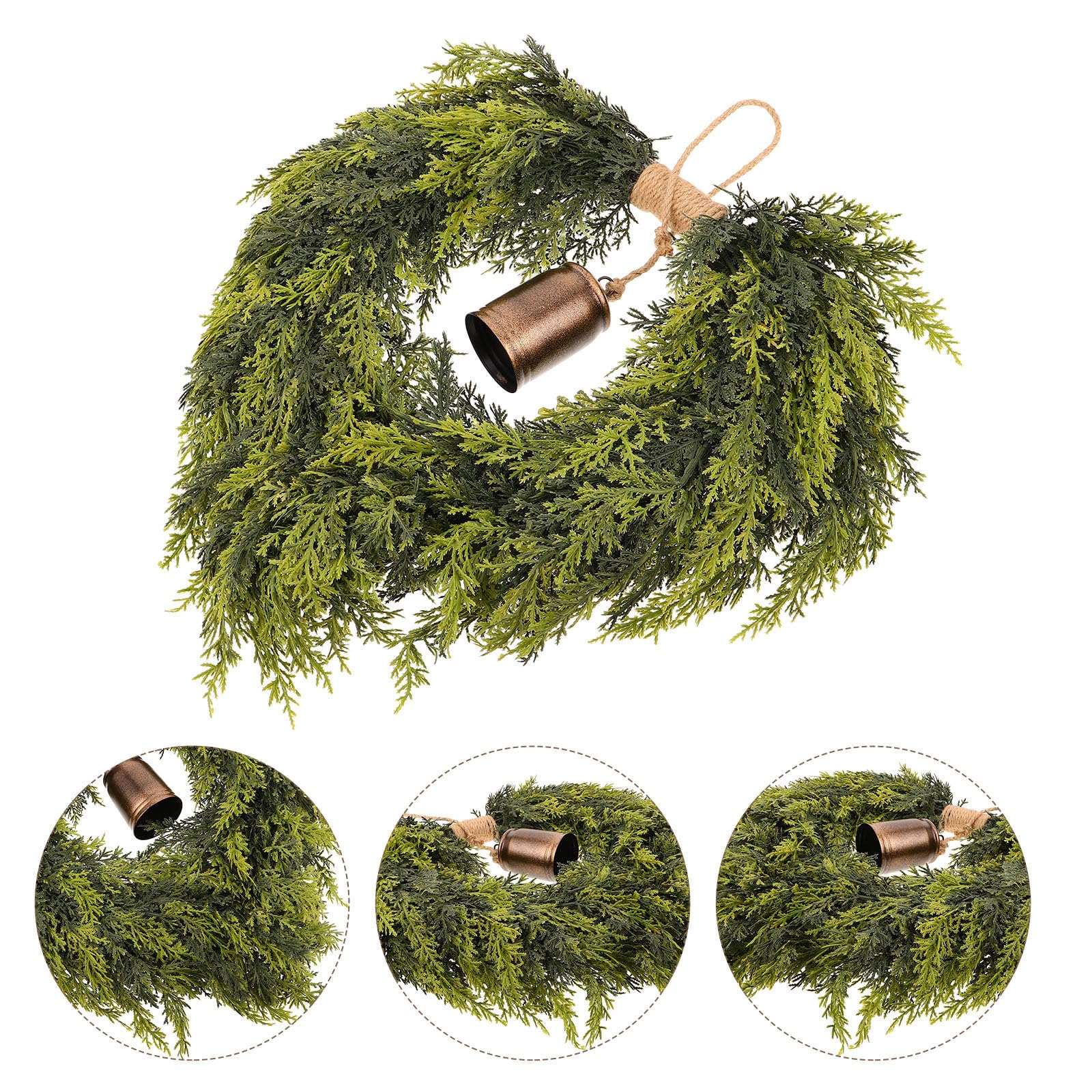 YARNOW Couronne de Noël de Cœur avec Cloches, Guirlande en Pin Artificiel Vert, Décor Réutilisable et Facile à Ranger pour Cheminée et Extérieur