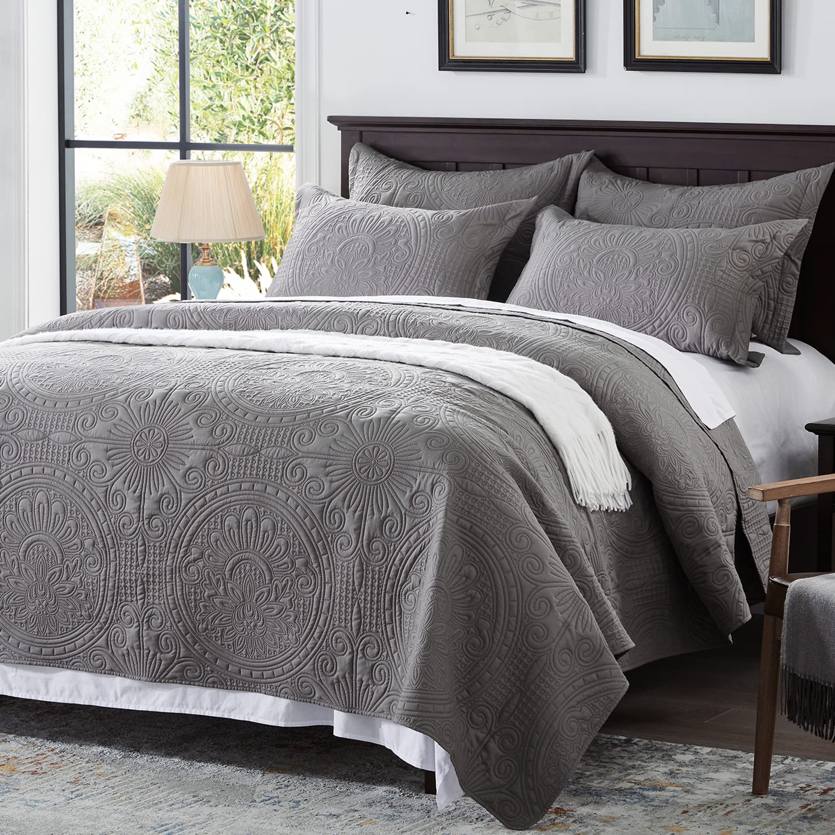 Colchas ligeras de microfibra suave para evitar el calor nocturno en cama King