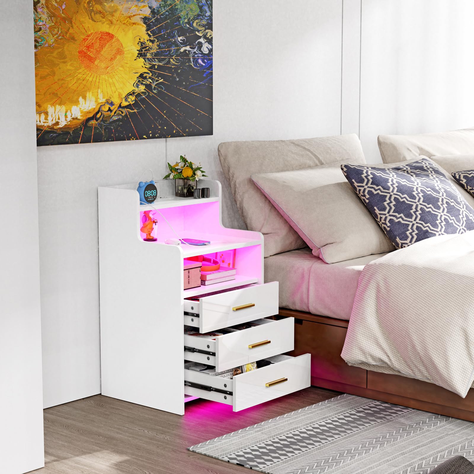 Mesita de Noche Blanca con luz LED - Mesa Auxiliar con Base de Carga, 3 cajón de Almacenamiento, Mesita de Noche para Dormitorio, Salón, 2 Puertos USB, 2 enchufes, Compartimento Abierto 45x40x76 cm