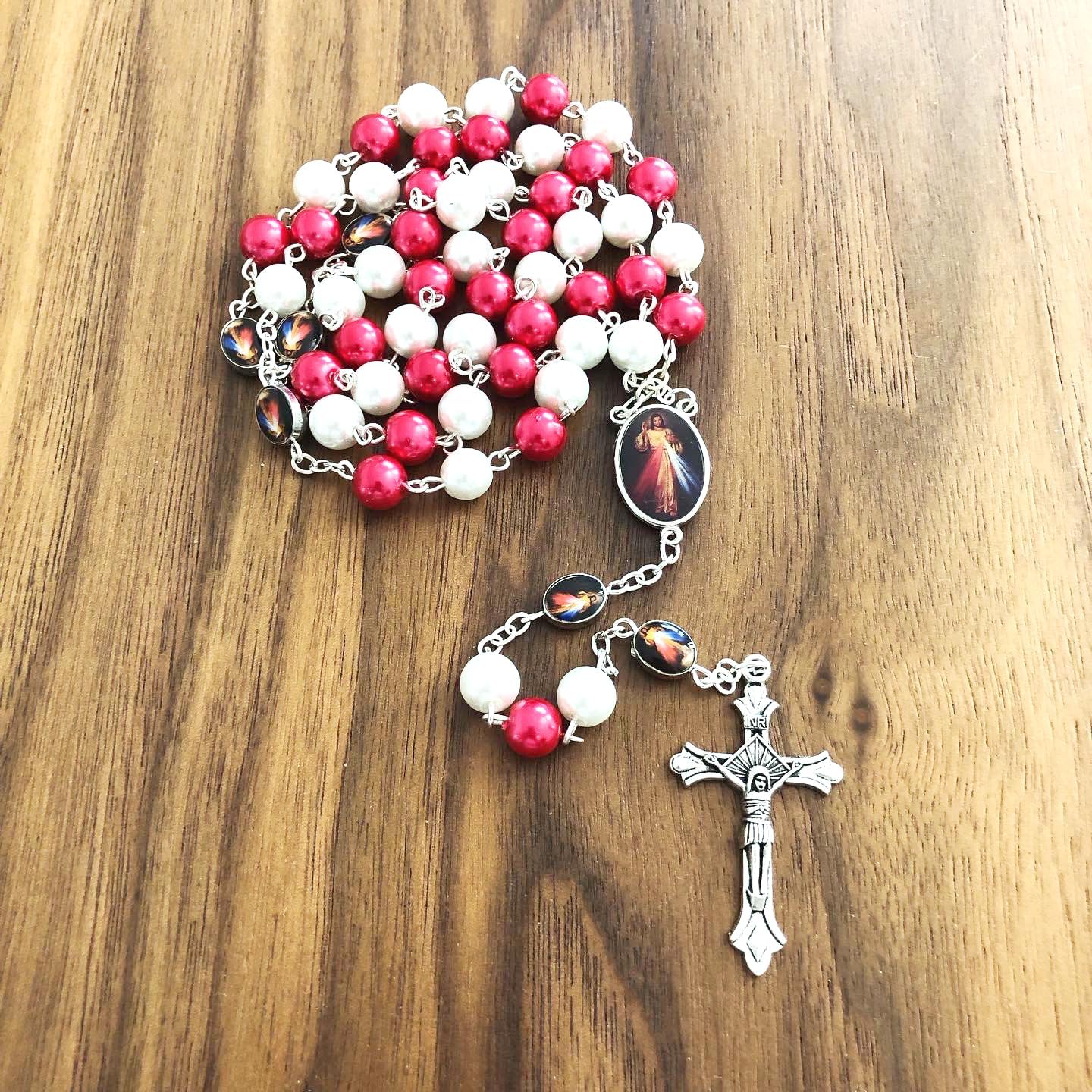 Catholic Town Rosary Necklace Divine Mercy centerpiece & Cross Crucifix (ROSGPDM-WR) - Image 2