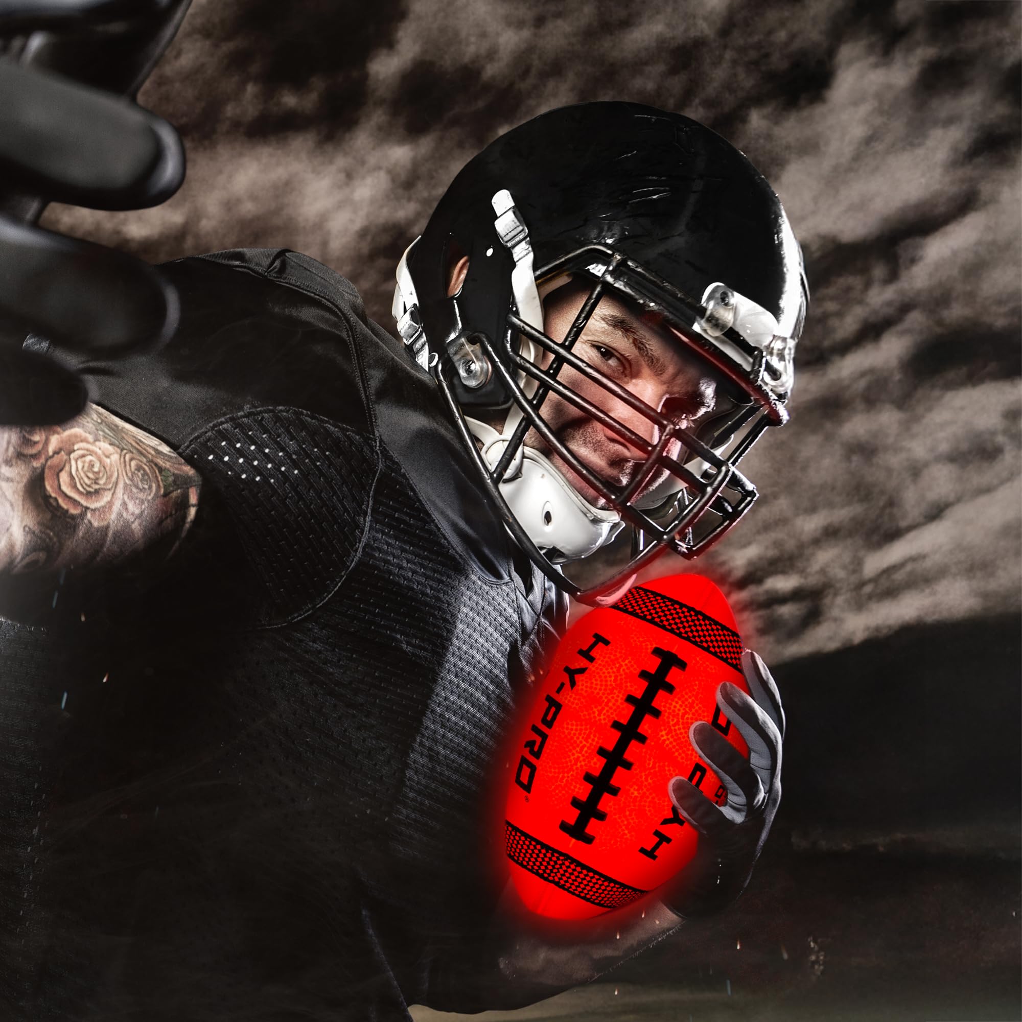 Hy-Pro LED American Football Ball mit Pumpe – Größe 6 Leucht-Sportball für Nachtspiel – American-Football-Socken, Geschenke & TrainingsausrüStung für Junioren und Erwachsene