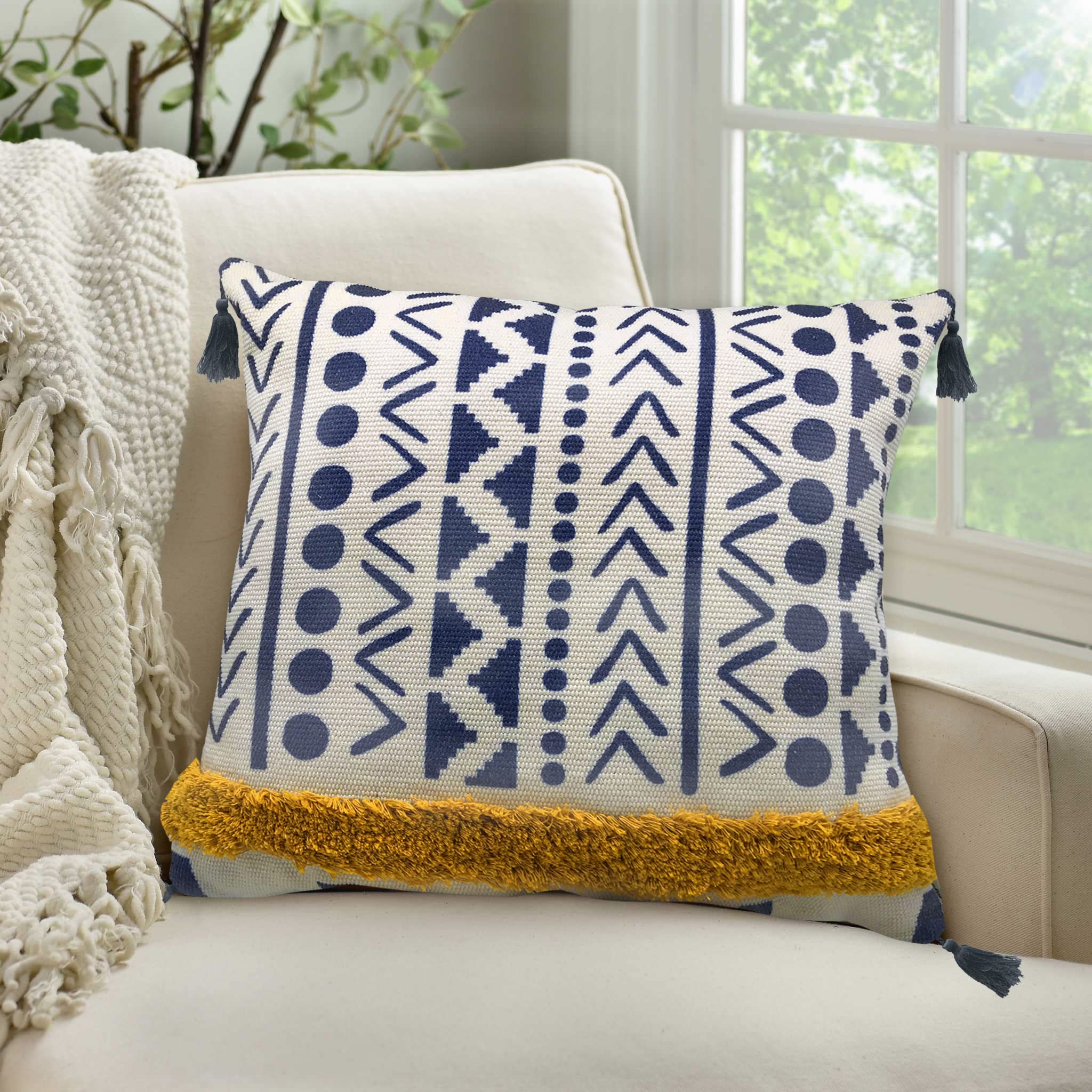 Alysheer Federa decorativa per cuscino bohémien trapuntata con nappe e frange, 45 x 45 cm, in velluto di cotone, reversibile, per divano, soggiorno, camera da letto (blu navy senape)