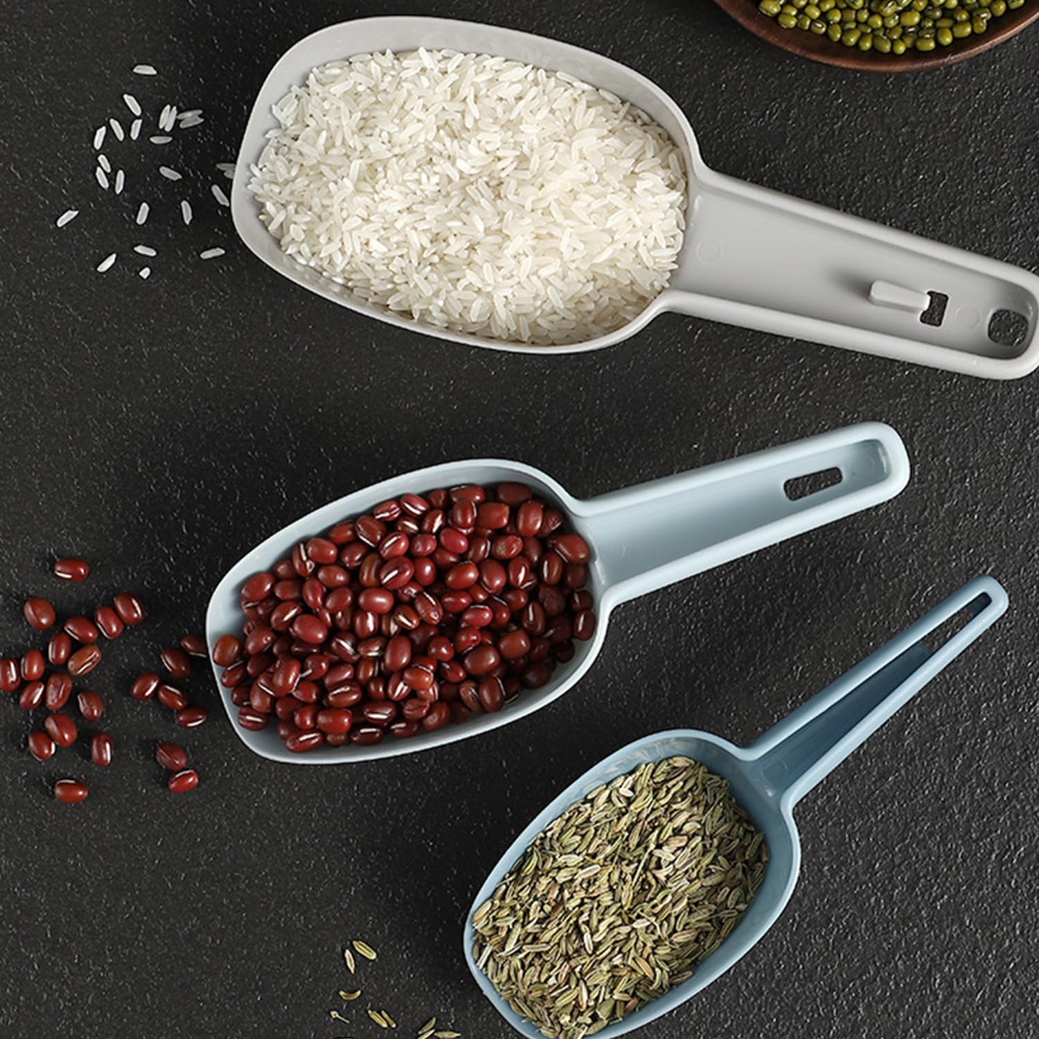 Lot de 3 pelles à riz, 3 mousquetons, pelle à farine domestique, pelle à glaçons, pelle à céréales, pelle à nourriture pour animaux de compagnie, pelle à pop-corn, pelle en plastique multi-usage