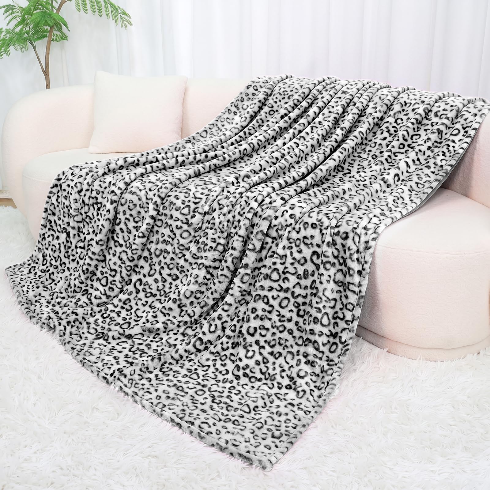 SEEGU Flannel Blanket Throw Soft Fleece Blankets Warm Throw Blankets for Couch, Leopard Black, Twin Size 60'' x 80'' (150 x 200 cm) (BP-25)