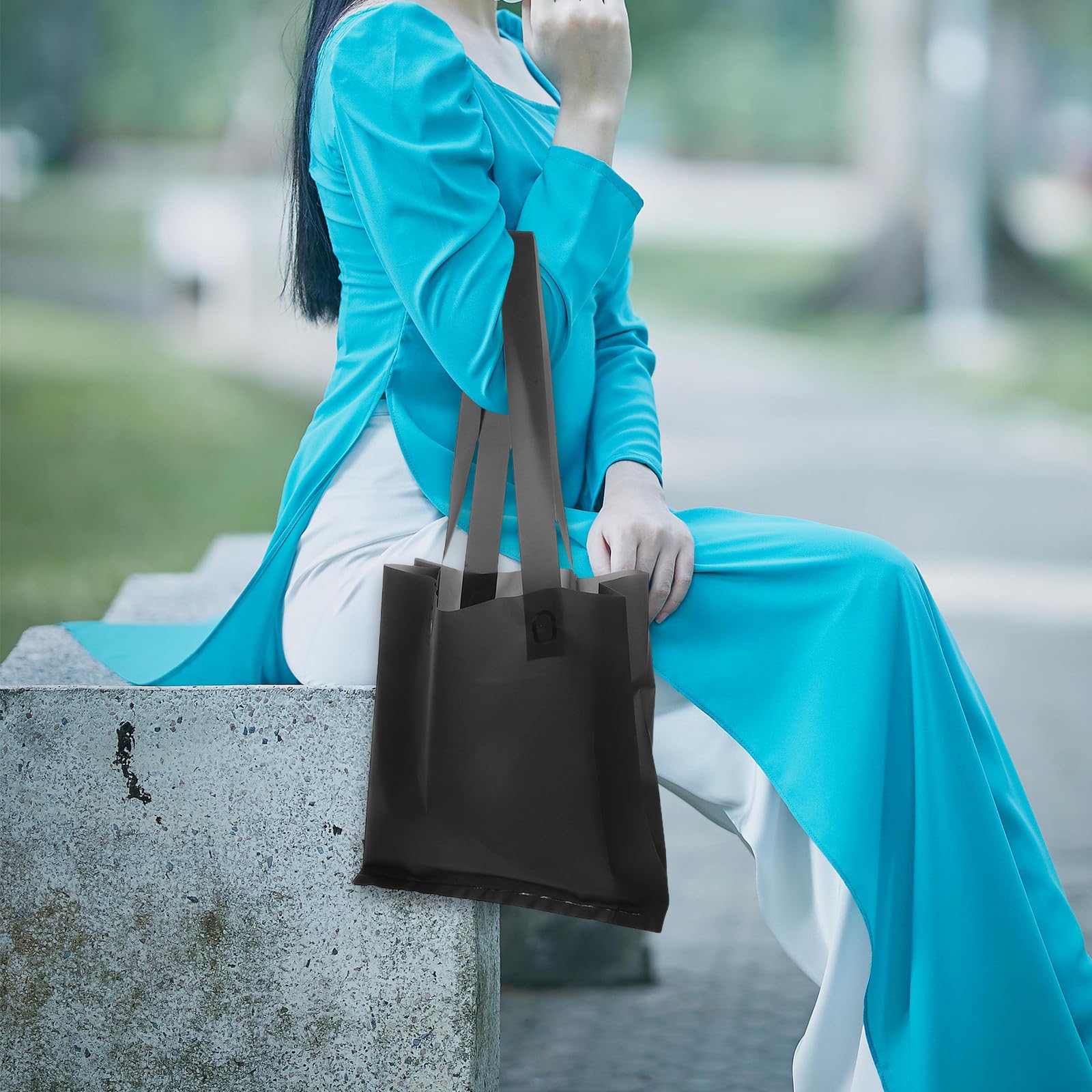 jojofuny 50 Piezas Bolsa de Compras de Ropa Bolsa de Mano Reutilizable Pe Negro Asas de Hombro, para Prendas, Embalaje y Compras en Tienda de Ropa, Tamaño Mediano