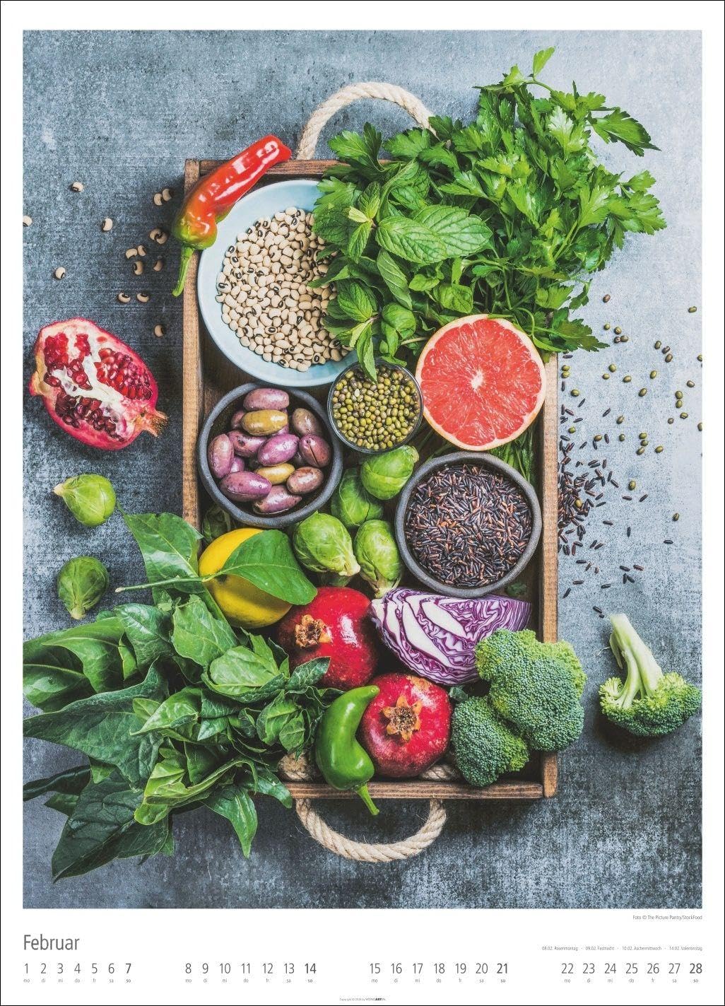 Food Gallery Kalender 2027: Großer Wandkalender mit 12 dekorativen Lifestyle-Fotos für die Küche. Food-Fotografie mit saisonalen Lebensmitteln. 49x68 cm Hochformat.