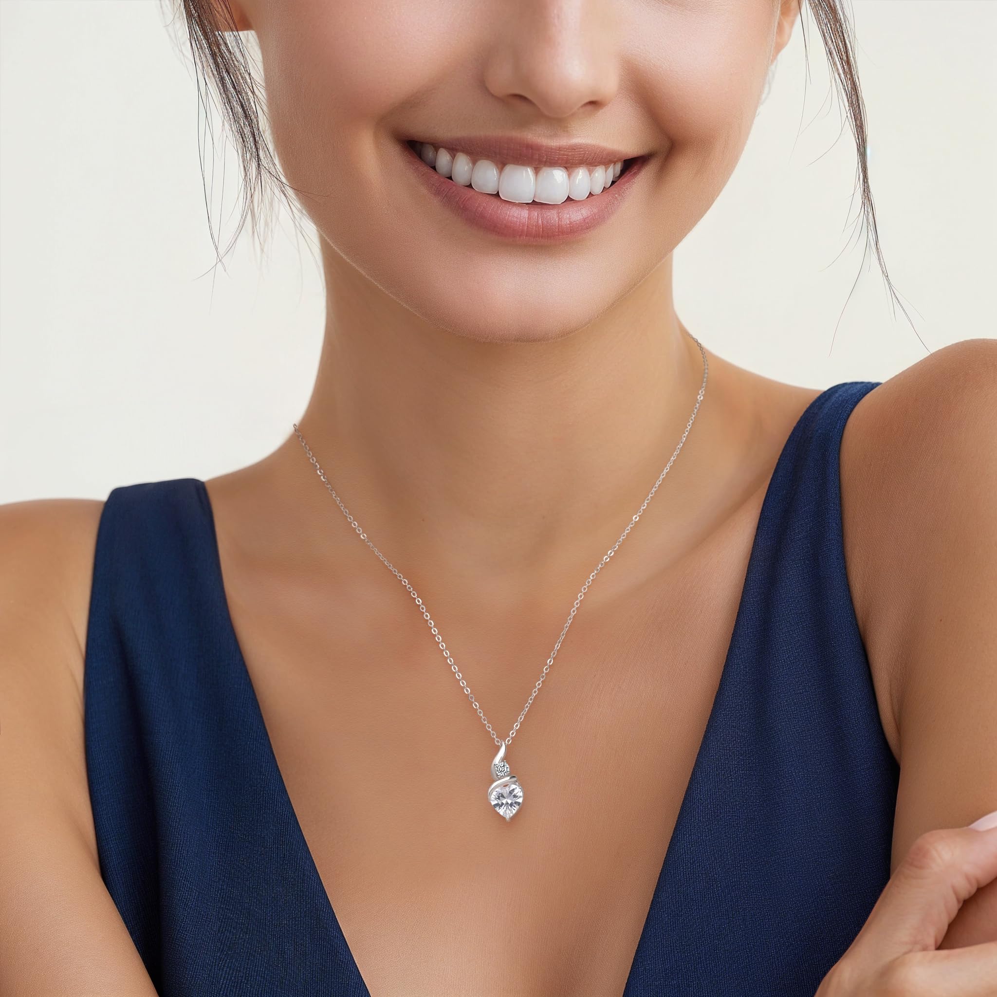 LOUISA SECRET Collana Delle Donne 925 Sterling Silver Rame placcato oro rosa Infinity Heart Collana Cuore Fuoco Pendant Birthstone Fiamma del Cuore Regalo per Le Donne Mamma Donna