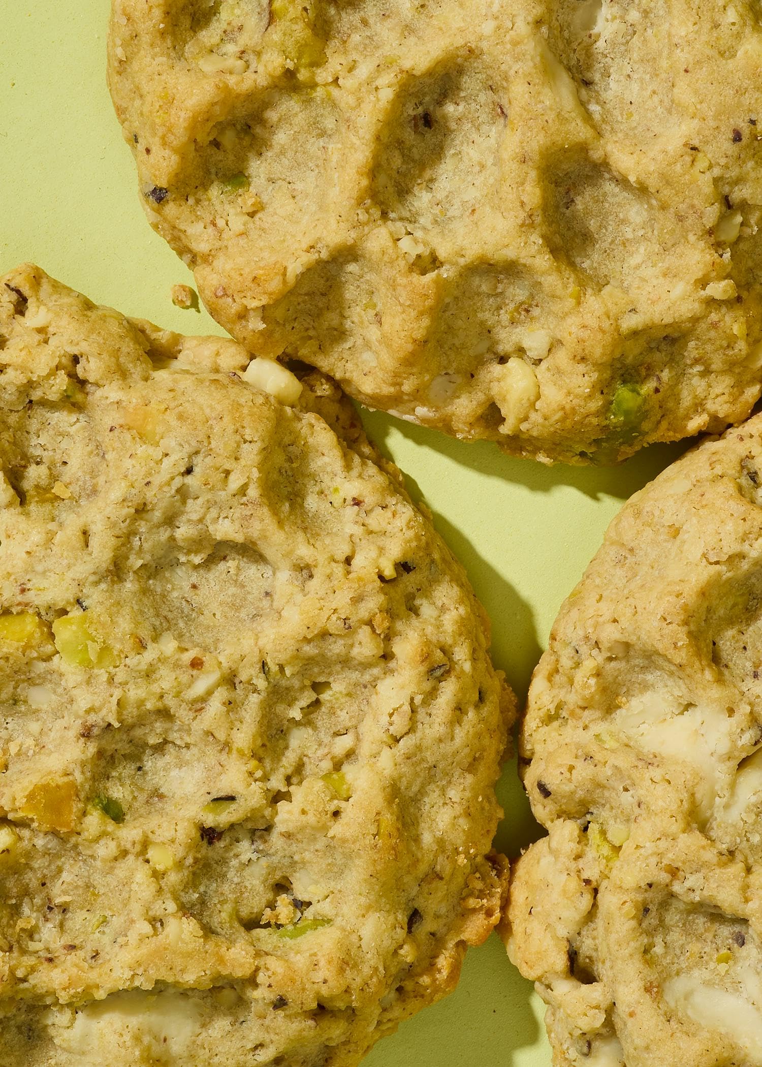 KoRo - Biscotto al pistacchio bio | 12 x 50 g - senza glutine e vegan - con cioccolato bianco, anacardi e pistacchi - qualità bio