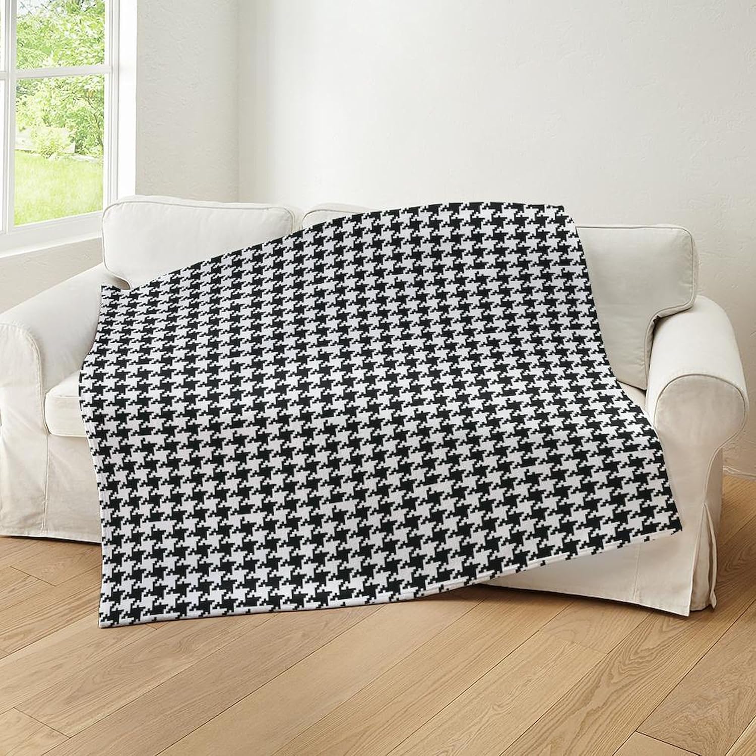CafePress Black and White Houndstooth Throw Blanket Super Soft Fleece Plush Throw Blanket, 60"x50"