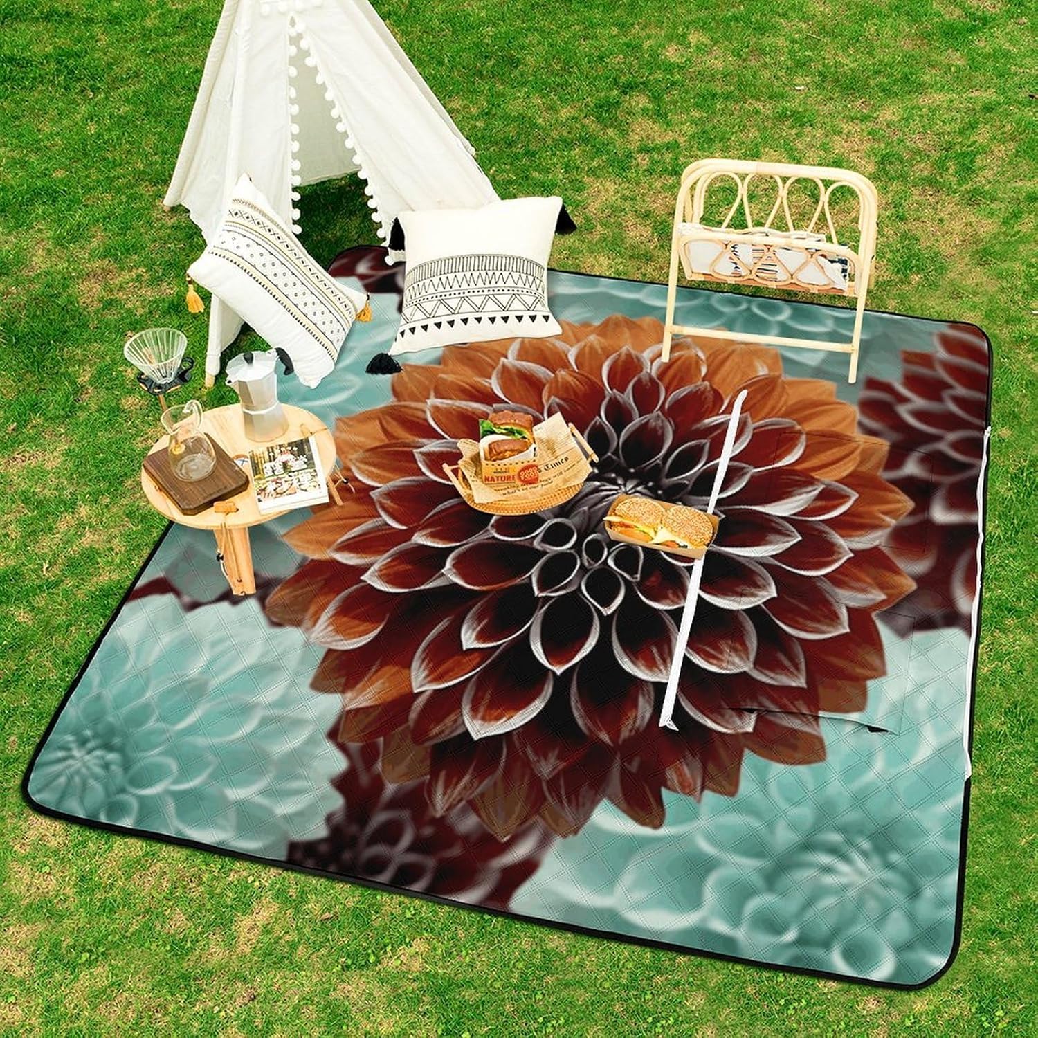 Dahlia Flower Picnic Blanket with Zipper Water Resistant Sand Free Picnic Mat Washable Foldable Easy Carry Beach Blanket for Lawn Beach Hiking Camping