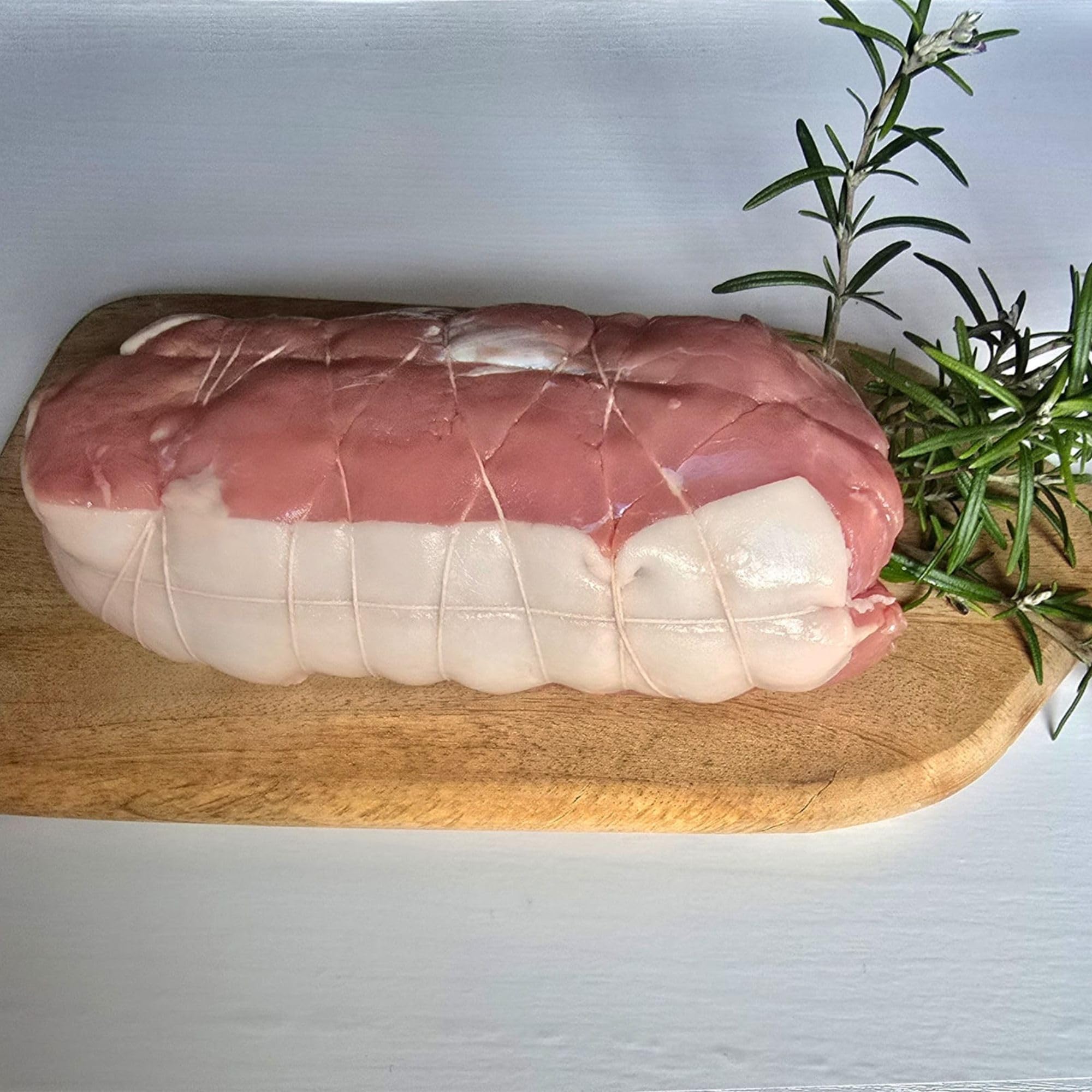 SELECTIV viandes d'exception I Veau Français : 1 rôti de veau, 2 escalopes de veau, 2 pavés de veau - 1,160kg - France