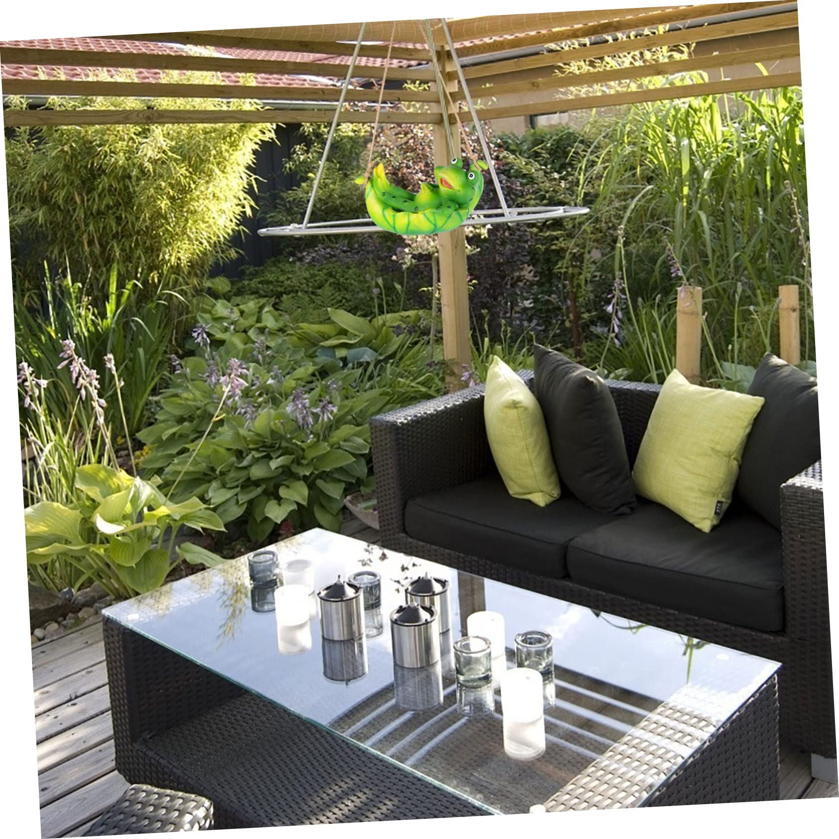 Toyvian 2 Stück Hängende Froschfigur Harz Charmante Gartendeko für Innen und Außenbereich Hängende Dekoration für Garten Terrasse oder für Gartenliebhaber zu Feiertagen