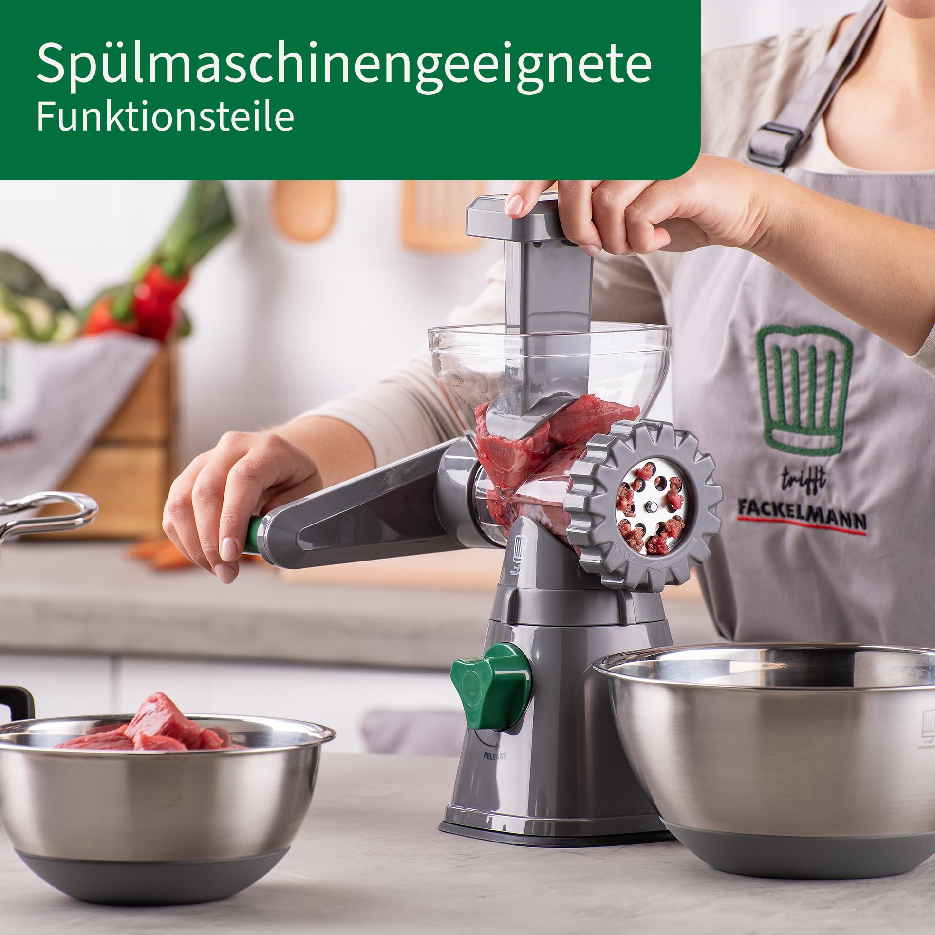 FACKELMANN Chefkoch Fleischwolf mit Gebäckvorsatz – Drehwolf für Fleisch oder als Gebäckpresse zum Backen – 2 Lochscheiben (feines & grobes Hack) & 6 Formen für Spritzgebäck