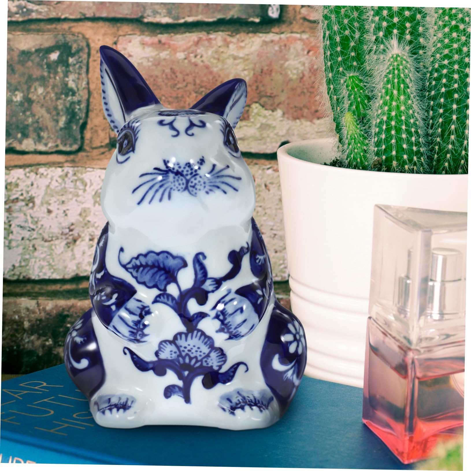 Figurine Lapin en Céramique Ornement Artistique Élégant Bleu Clair, Accessoire Lapin Intérieur Charmant et Créatif Décorative pour Maison et Bureau