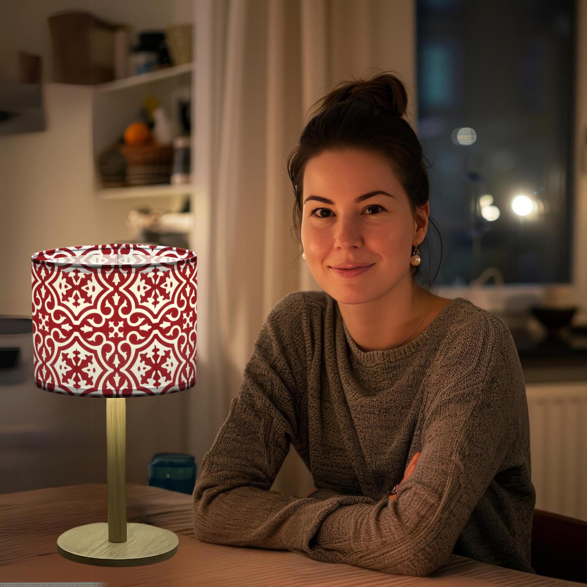 Bellaluma Lampada da Comodino con Paralume Stampato | Lampada Decorativa da Tavolo in Legno per Camera da Letto, Soggiorno o Ingresso | Confezione Regalo Premium + Lampadina LED Inclusa