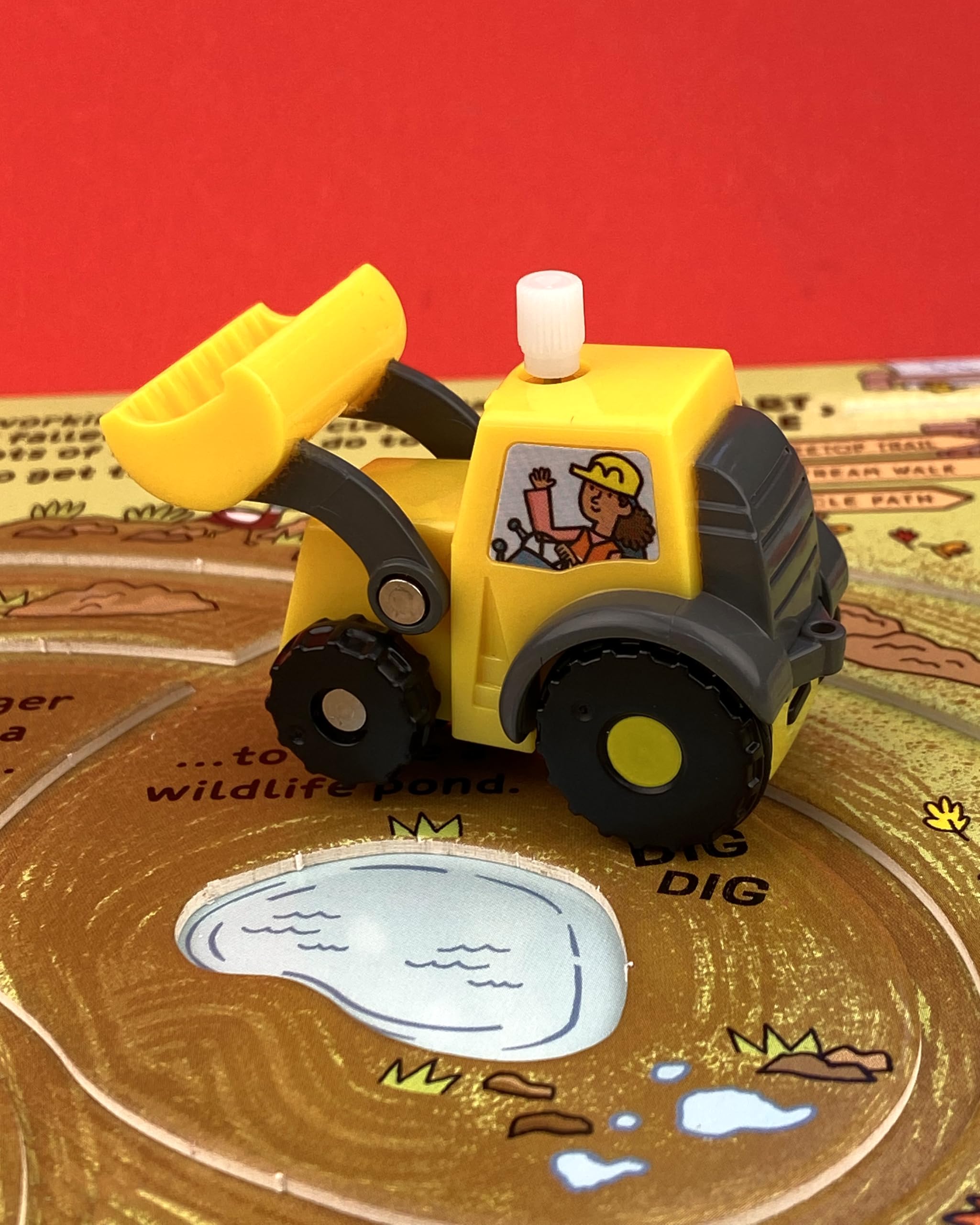 Wind-Up Digger: With 4 Tracks; Includes a Little Yellow Digger Toy