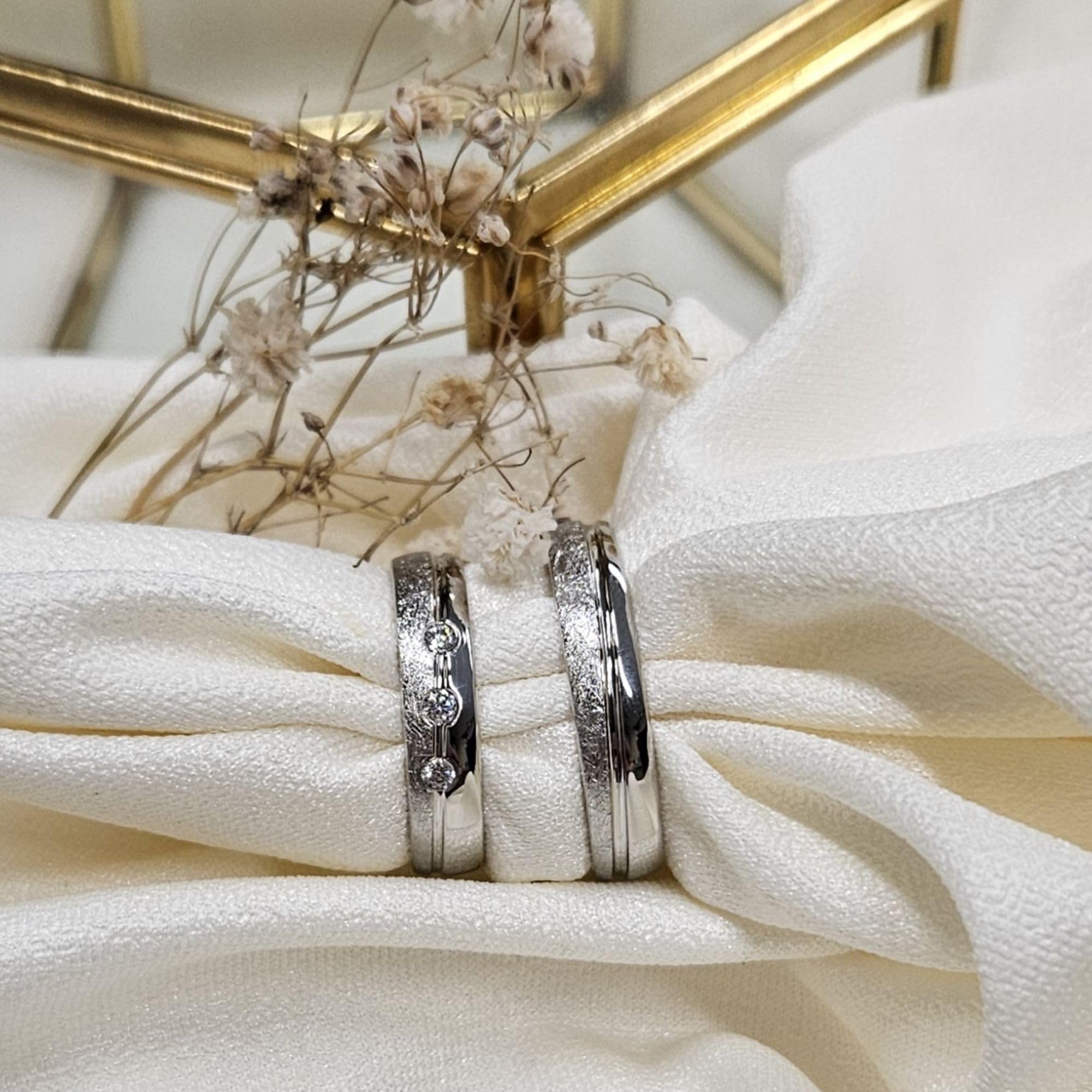 DOOSTI Ehering/Partnerring/Trauring FROSTED Silber 925/- hochwertiger Silberring – Damen und Herren Variante