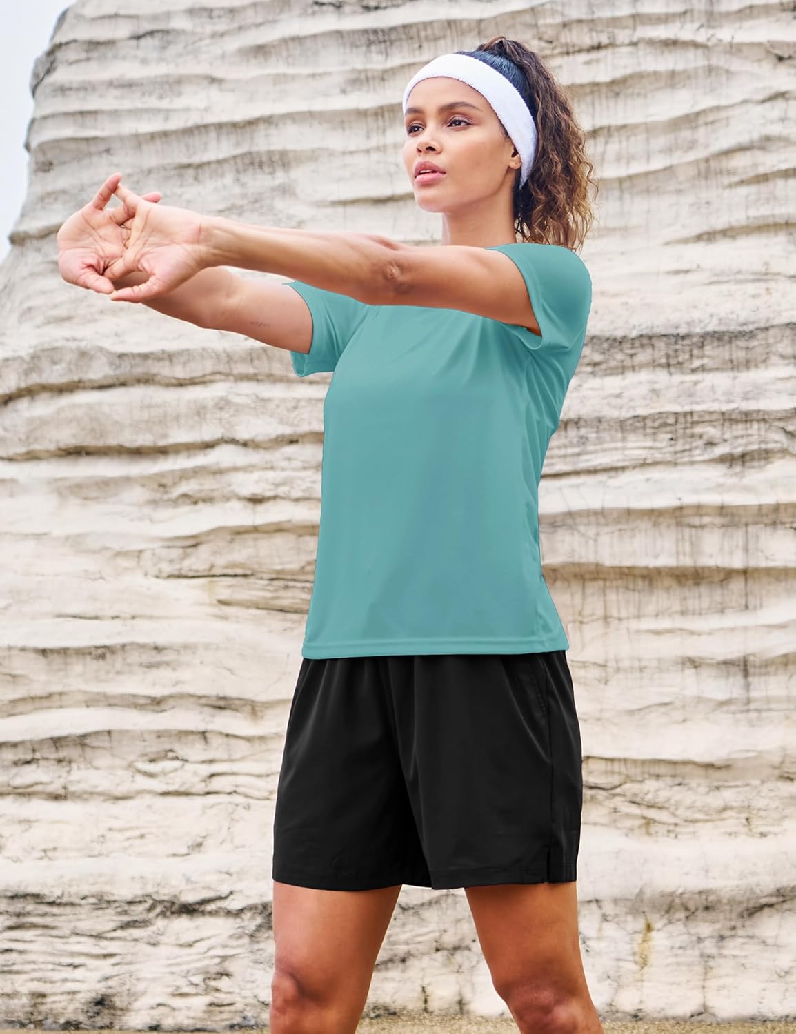 MAGCOMSEN Women's Short Sleeve T-Shirts UPF 50+ Sun Protection Quick Dry Athletic Running Workout Rash Guard Tops - Image 3