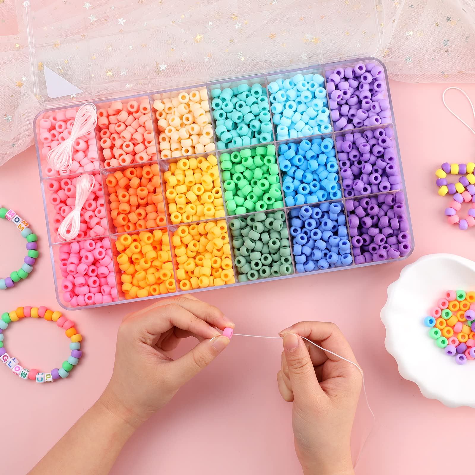 Juego de 2600 cuentas de Pony para manualidades (18 colores surtidos, con cuerda elástica)