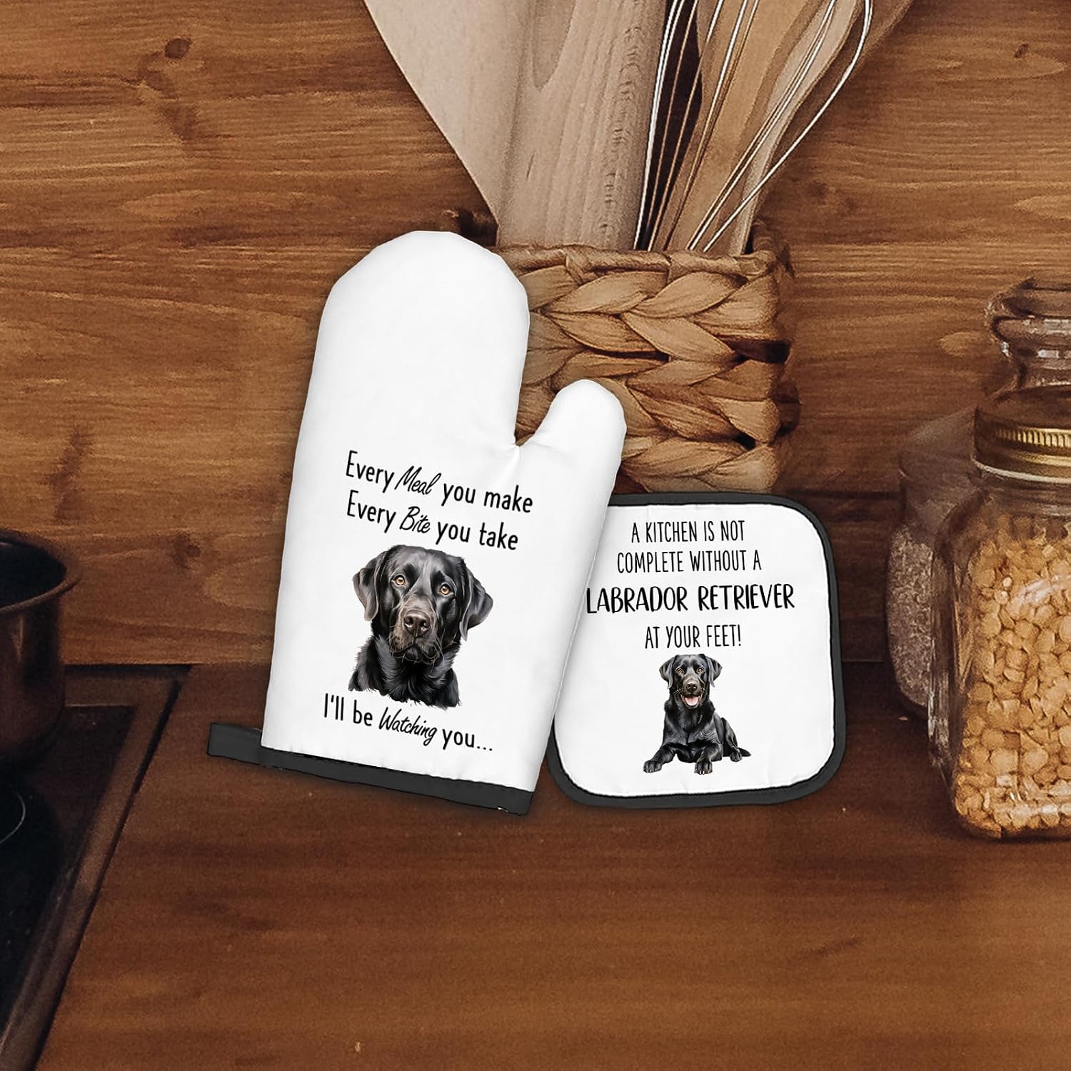 Black Lab Gifts Dog Oven Mitts and Pot Holders Sets, Black Labrador Dog Decor Kitchen Accessories Sets, Complete Without a Labrador Retriever Heat Resistant Oven Glove Potholders for Kitchen