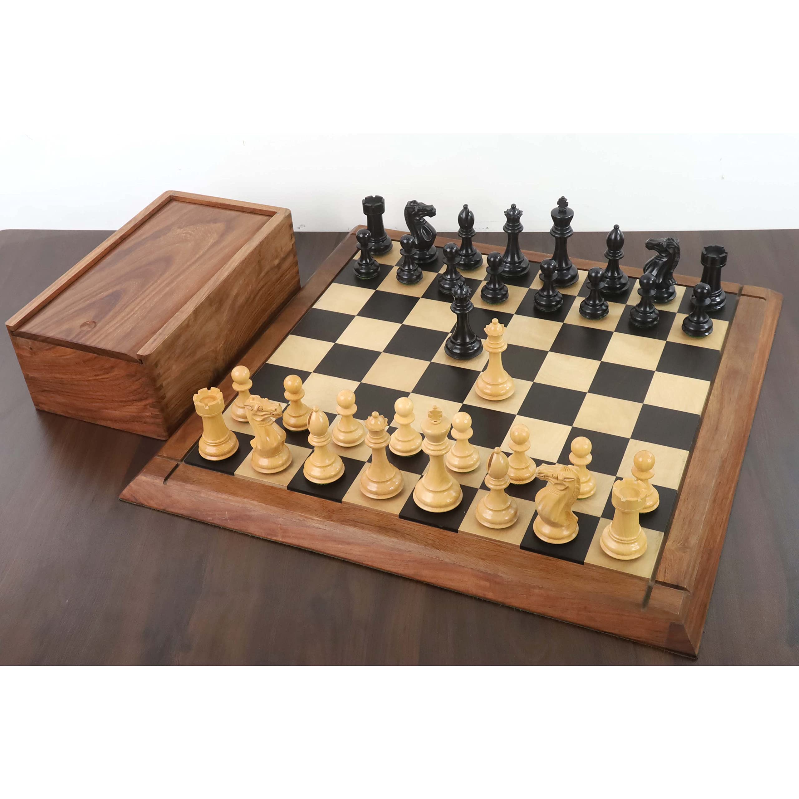 RoyalChessMall - 4 pezzi di scacchi in legno stagionato Pro Staunton - Legno annerito - 4 regine