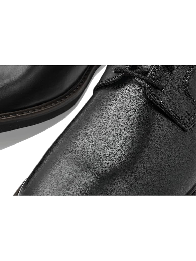 Black Clarks Radcliff Low