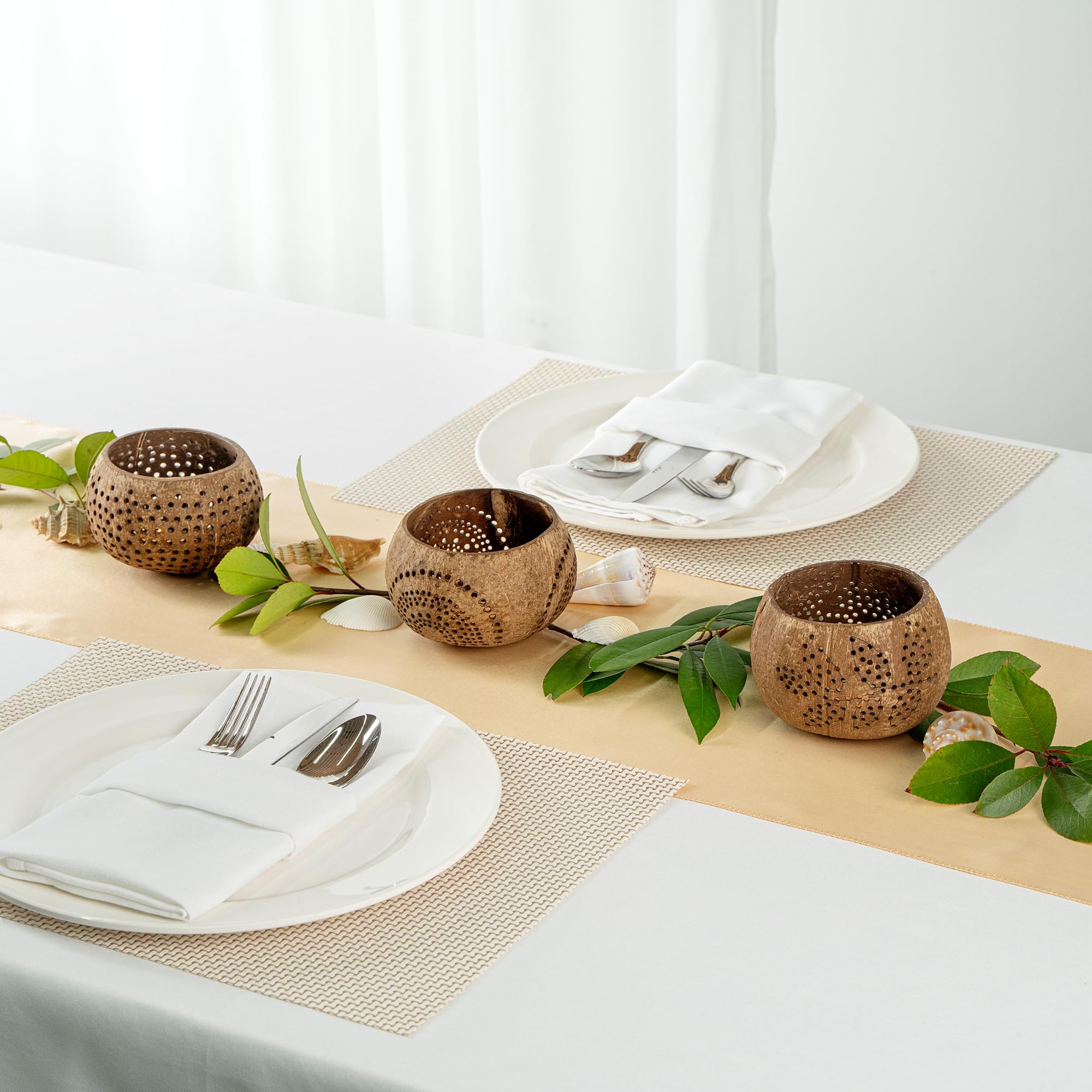 Restaurantware Coco Casa Kerzenhalter aus Kokosnussschale, 10 x 8,4 cm, 10 Wiederverwendbare Teelichthalter, Kerze Nicht im Lieferumfang enthalten, Regenbogenmuster, hellbraune Kokosnussschalen für