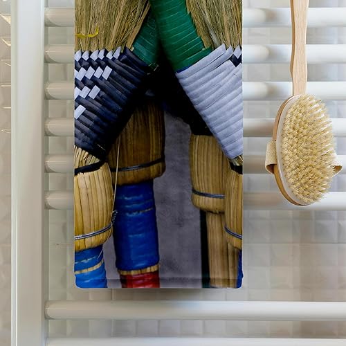 Miniatura 2 de Escobas coloridas de rosas 3D en Market-Philippines-As29 Ksu0002-Keren Su toalla, 15" x 22"