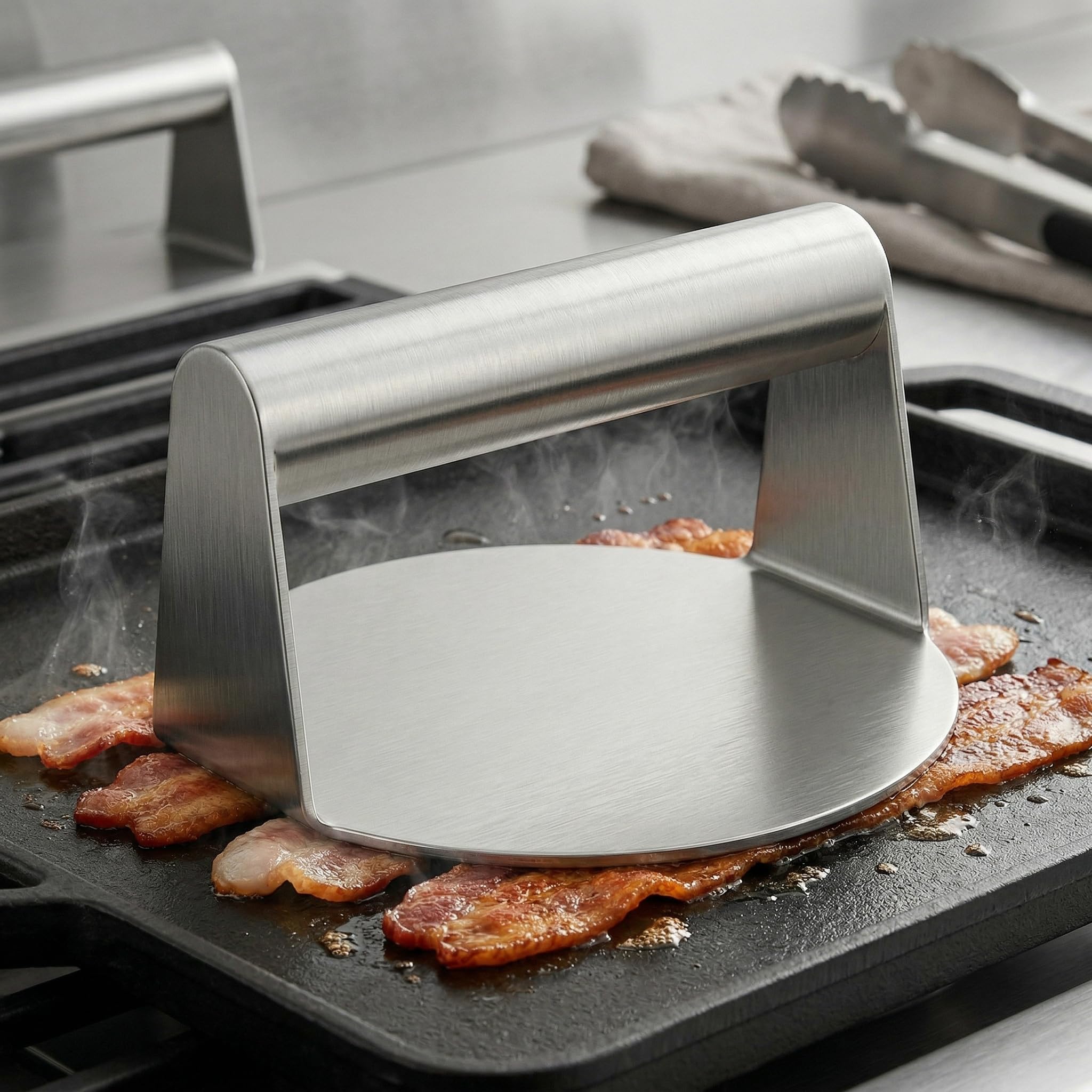 Arendo - Burger Set XXL - 1 x Grillspachtel - 1 x Pfannenwender - 1 x Burgerpresse - 2 x Schmelzkuppeln – Edelstahl – hitzebeständig geschmacksneutral lebensmittelecht - Burger und Smash Burger