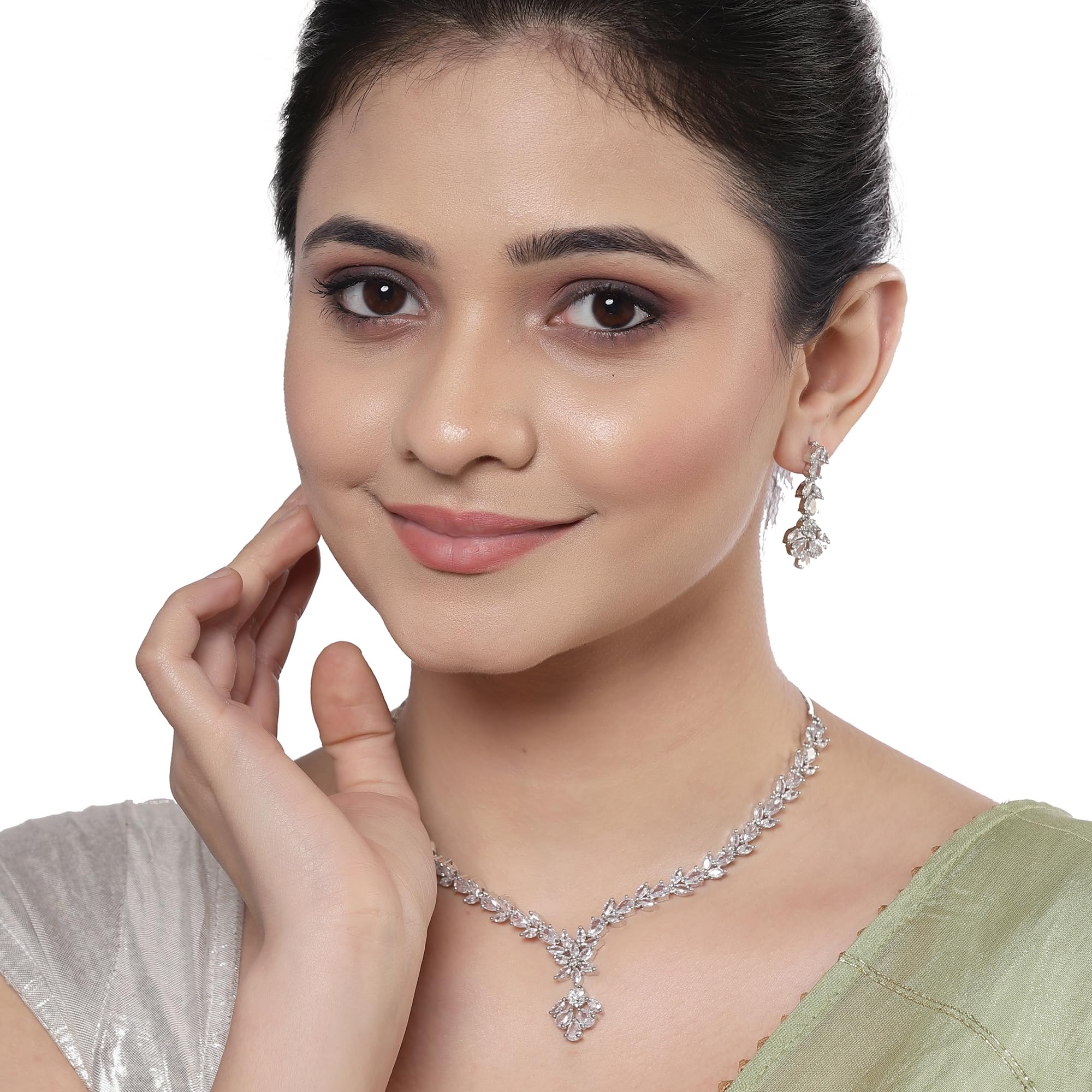 Handcrafted Circle Necklace Set (Silver)