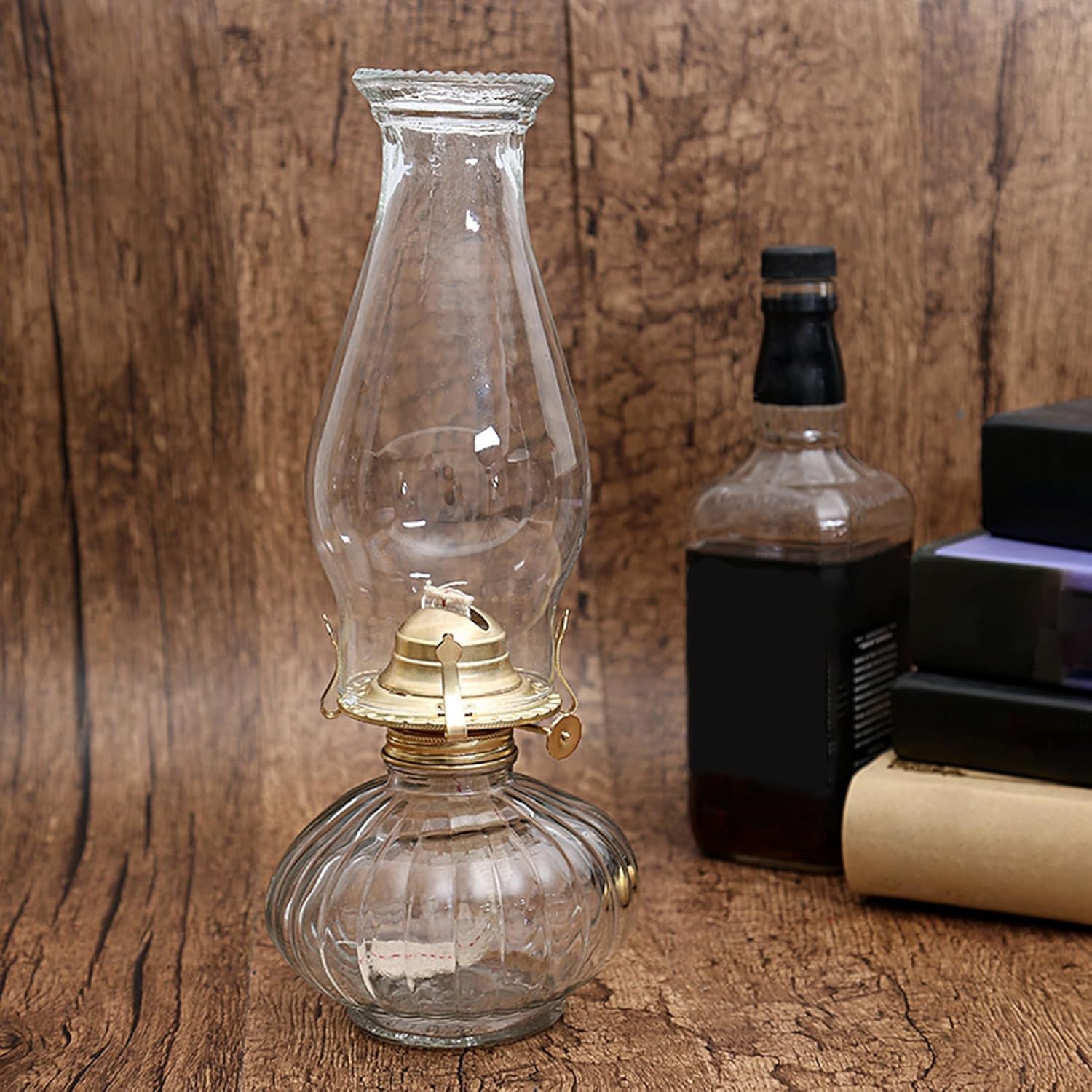 Oil Lamp Glass Kerosene Lantern Vintage Glass Kerosene Lamp Hurricane Lamp Oil Lantern for Indoor Use