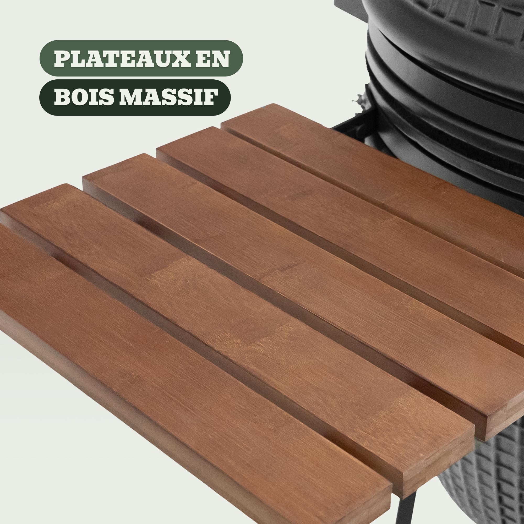 Kamado Forest-Grill XL 22" 22" = modèle familial (56 cm x 83 cm) Diamètre de la grille : 48 cm Inclus : 2 plateaux en bois rabattables