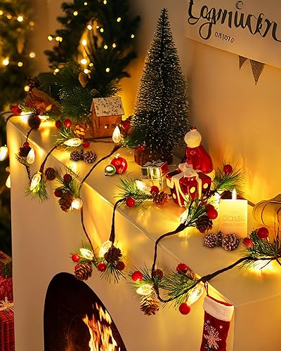 Miniatura 3 de Guirnalda de Navidad con luces, cadena de piñas de 7 pies con bayas rojas, agujas, 20 luces LED C6 de Navidad, funciona con pilas, guirnalda
