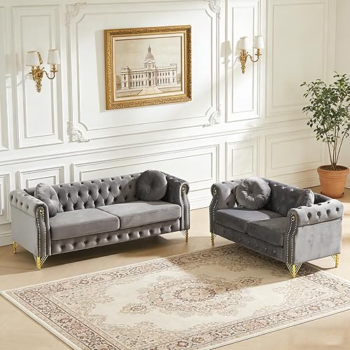 Miniatura 14 de SLEERWAY Cómodo sofá individual con brazos enrollados y almohadas, silla de terciopelo moderna de mediados de siglo con ribete dorado y patas, Beige