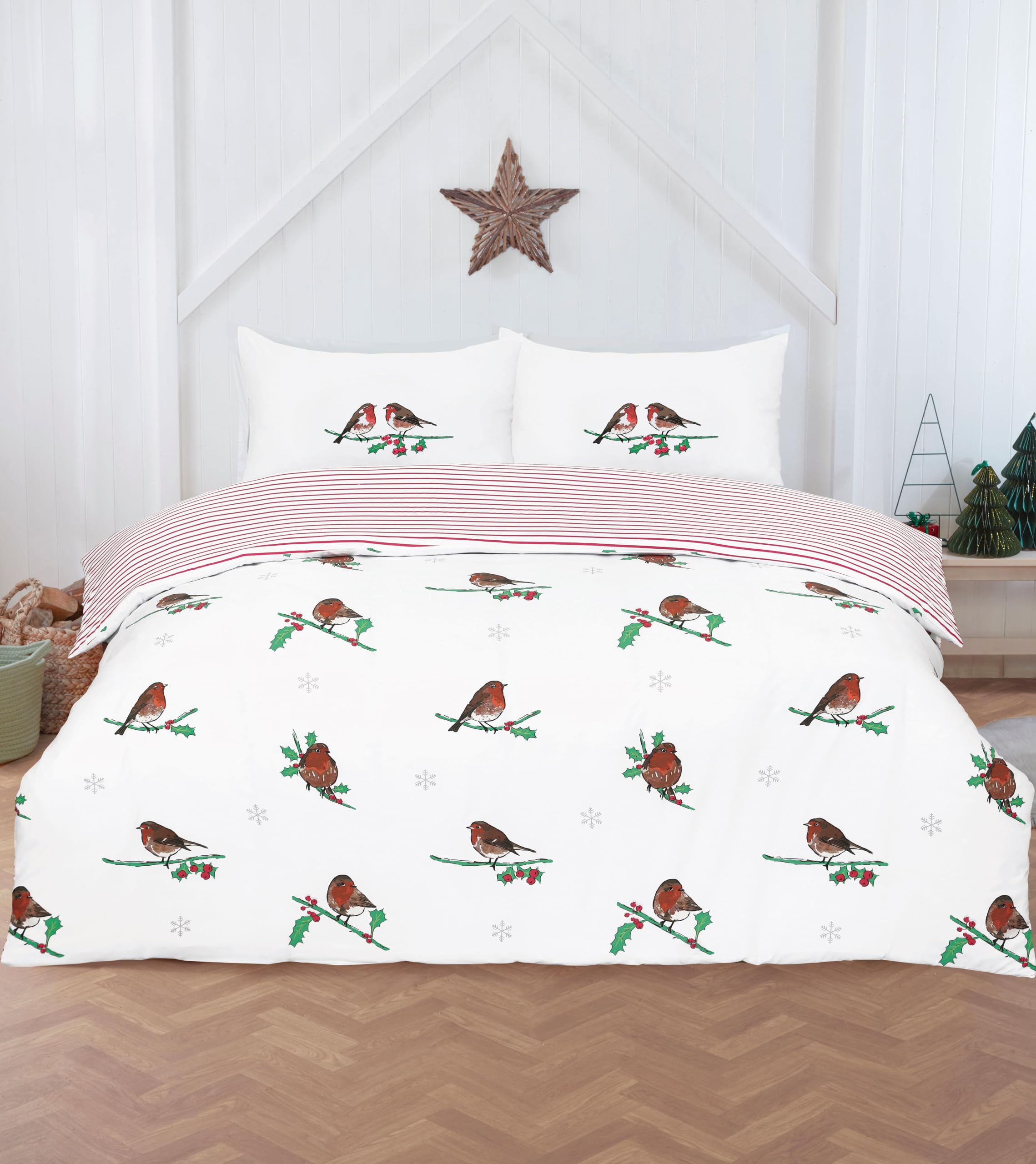 Rapport Home Single Robin on Holly Christmas Duvet Cover Set | Reversible Festive Microfibre Bedding | One Matching Pillowcase | Easy Care Durable | White Peach
